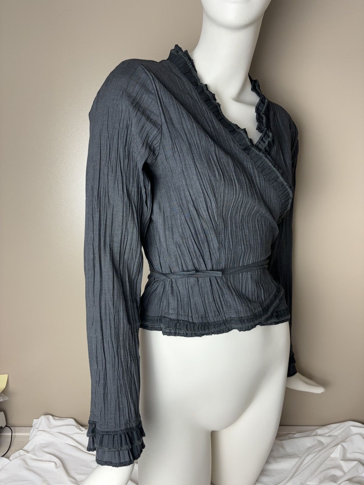 Vintage French lace up coquette style vintage blouse Size M / US 6-8 / IT 42-44 - 11 Thumbnail