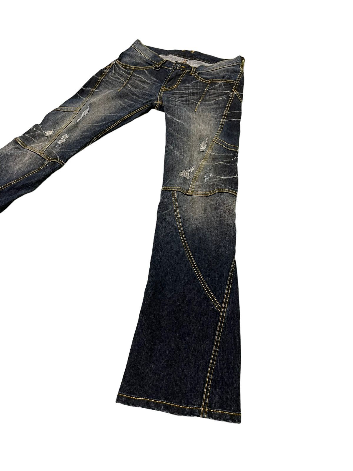 Japanese Brand Flare Jeans Hideaways Nicole Distress Low Rise Stretch 7🟦5 Size US 31 - 3 Thumbnail