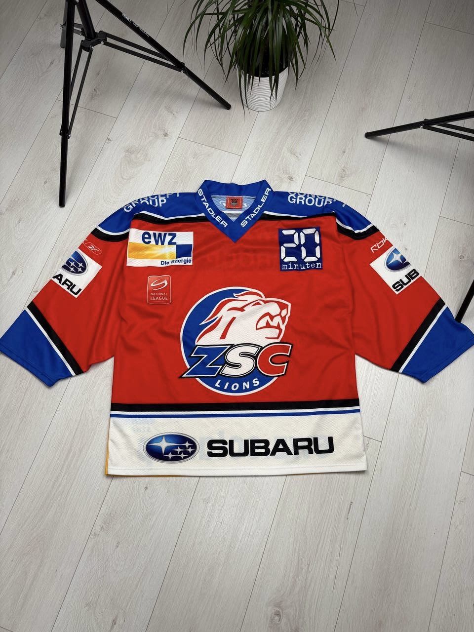 Vintage Forster ZSC Lions Hockey Jersey Vintage Size L Size US L / EU 52-54 / 3 - 1 Thumbnail