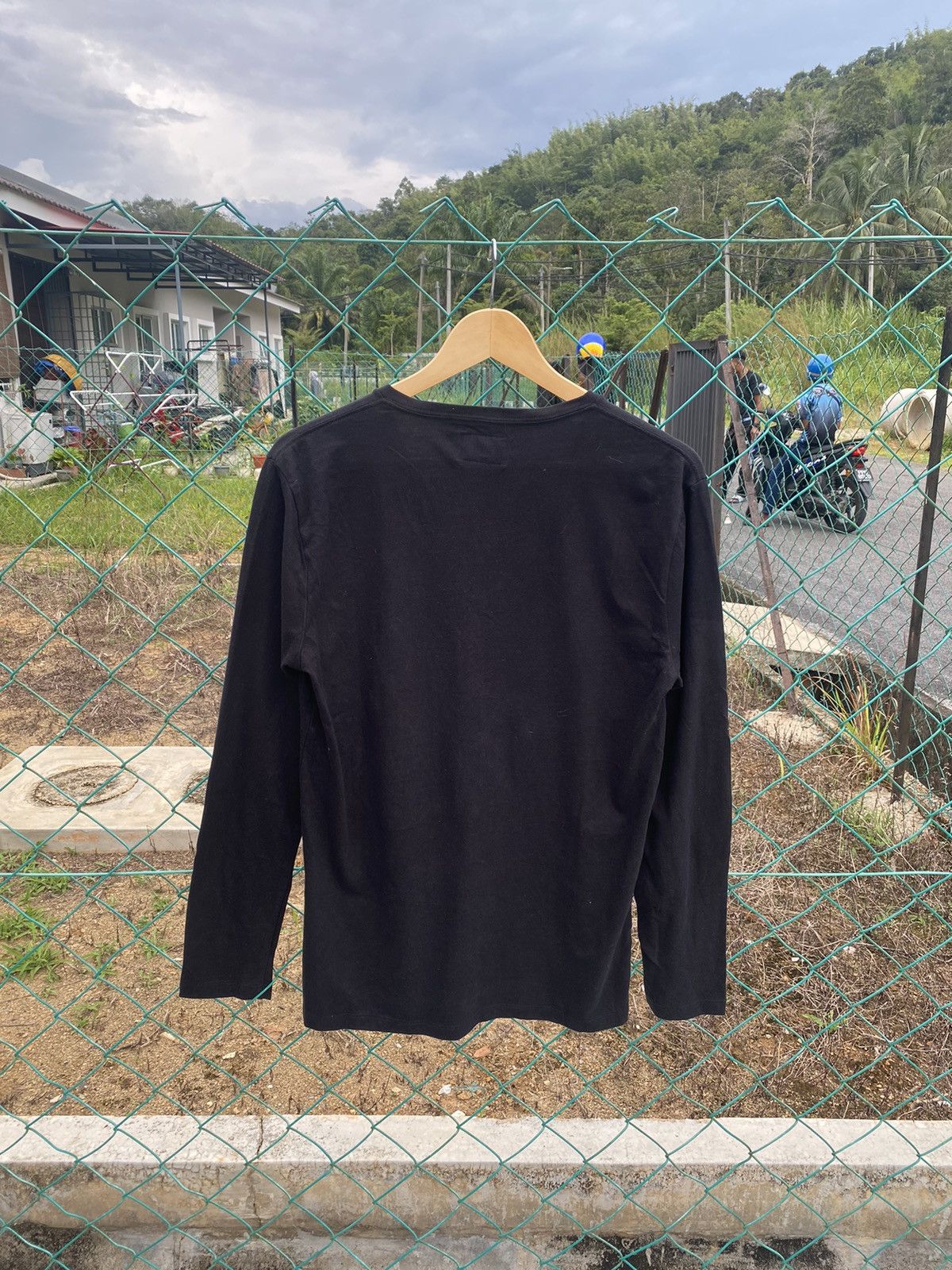 Japanese Brand Nashdulek The Pimpers Dream Embroidery Vneck Tee Size L / US 10 / IT 46 - 2 Thumbnail
