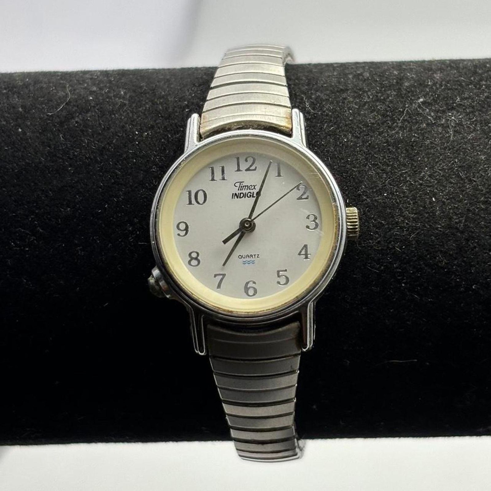 Timex Vintage silver timex watch Size ONE SIZE - 1 Thumbnail