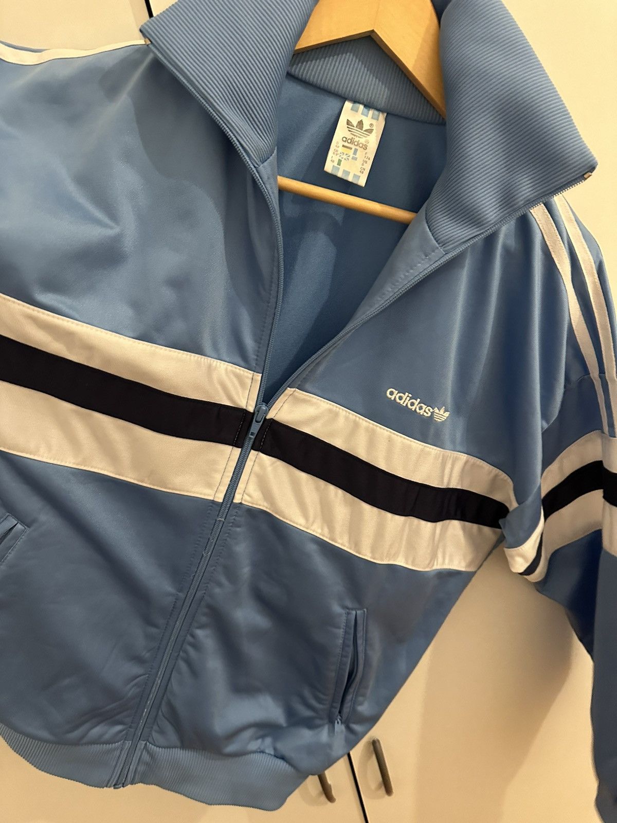 Adidas Adidas Windbreaker Jacke Size S-M Retro Vintage Track JACKET Size US S / EU 44-46 / 1 - 6 Thumbnail