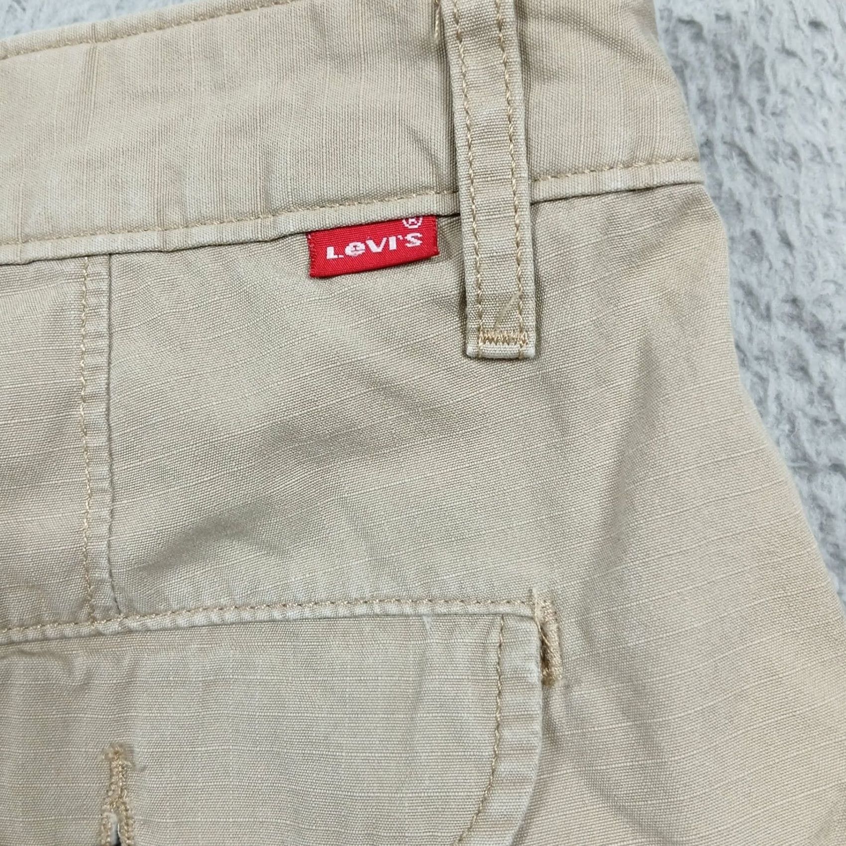 Levi's Levi'S Shorts Mens 34 Beige Cargo Tan Khaki Cotton Chino Utility Pockets Casual Size US 34 / EU 50 - 4 Thumbnail
