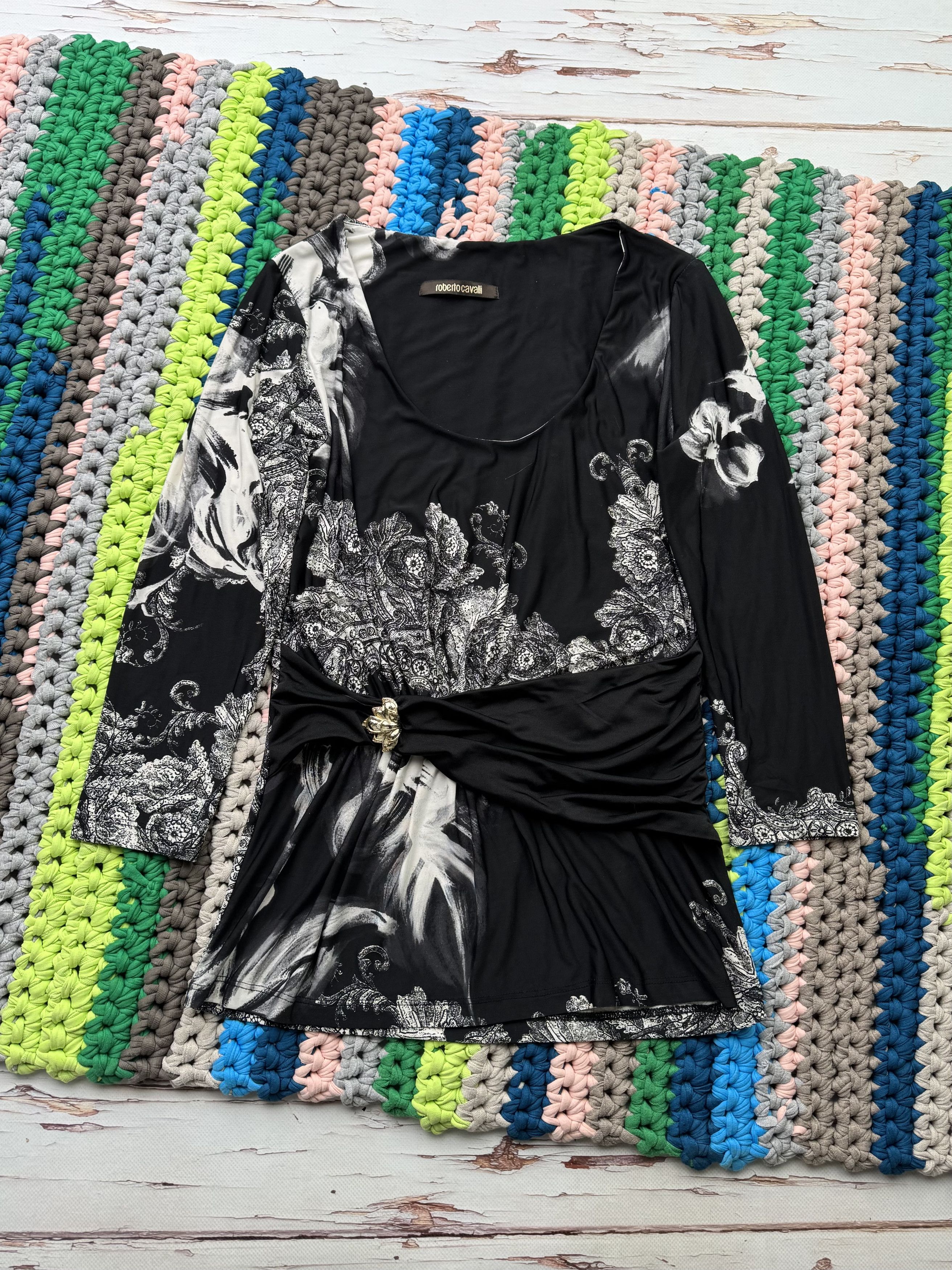 Roberto Cavalli Roberto Cavalli Vintage Long Sleeve (V303)(D10) Size L / US 10 / IT 46 - 1 Thumbnail