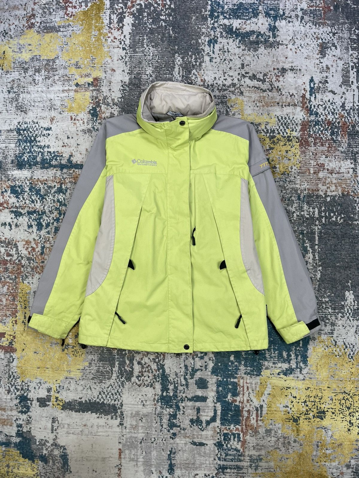 Columbia Vtg Columbia Titanium Impermeable Outdoor Jacket Size M / US 6-8 / IT 42-44 - 1 Thumbnail