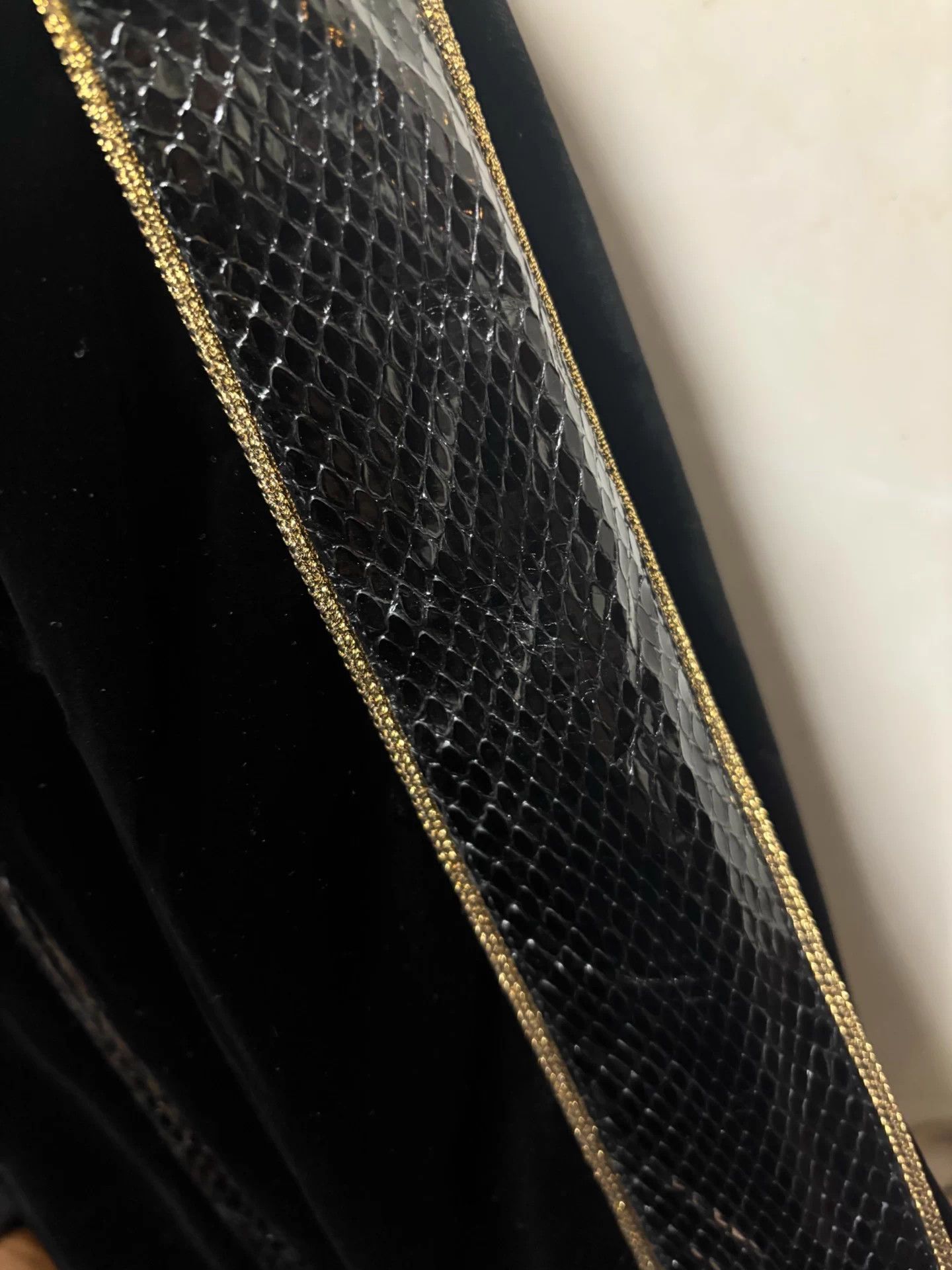 Saint Laurent Paris Saint Laurent 18FW Black Velvet Python Leather Jacket 48 EU Size US M / EU 48-50 / 2 - 4 Thumbnail
