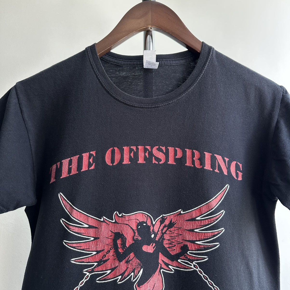 Band Tees × Vintage VINTAGE 2009 THE OFFSPRING BAND TOUR TEE Size US S / EU 44-46 / 1 - 3 Thumbnail