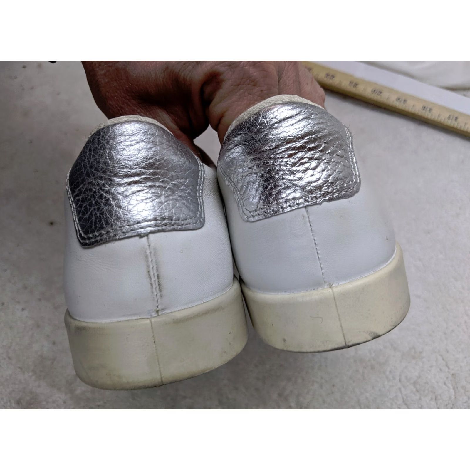 Ecco ECCO Street Lite Retro Sneaker Womens 5 5.5 36 White Bronze Casual Leather Leather Sneaker Womens Size US 5 / IT 35 - 4 Thumbnail