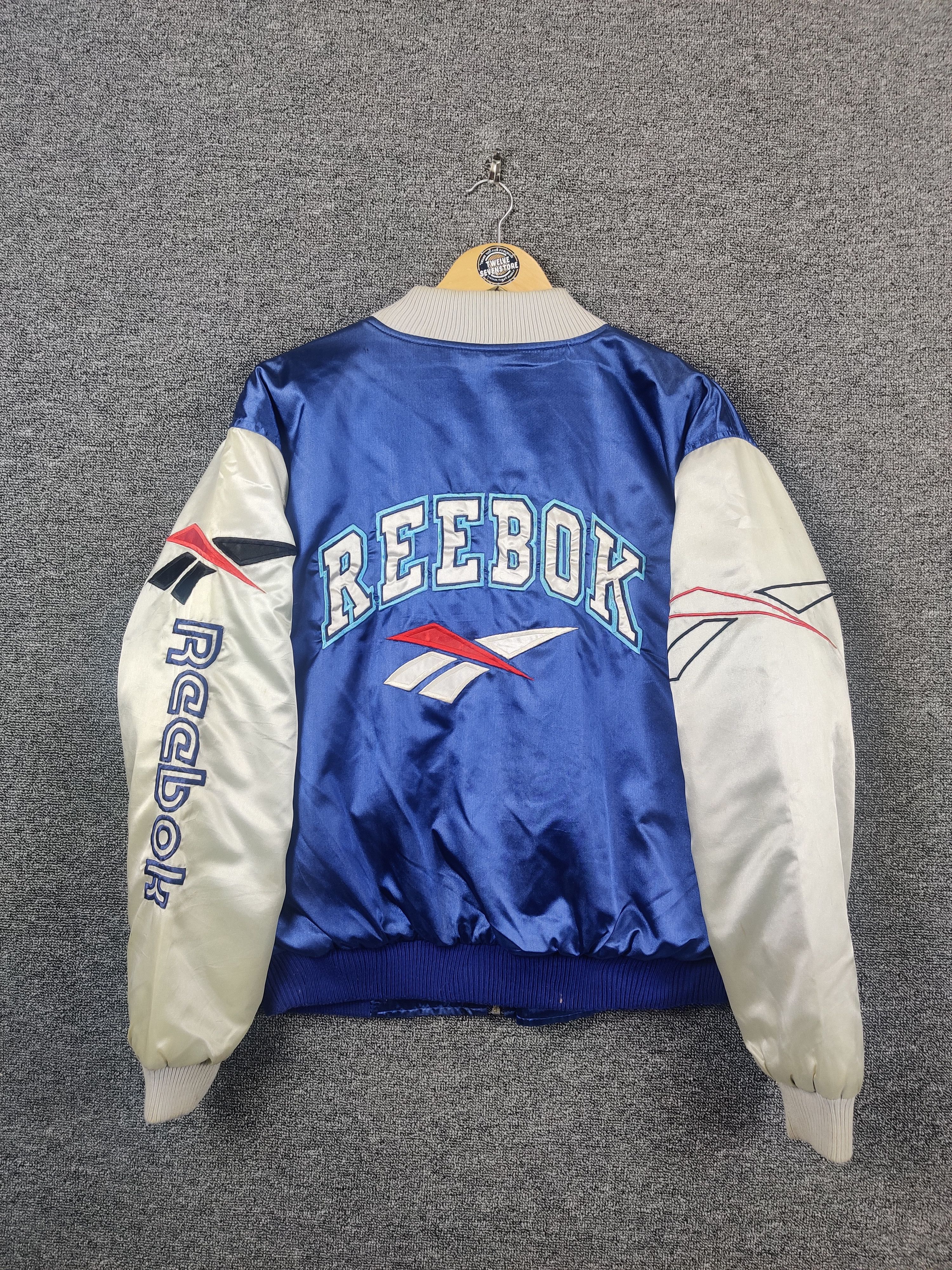 Reebok Vintage Reebok Embroidery Bomber Jacket Size US M / EU 48-50 / 2 - 1 Thumbnail