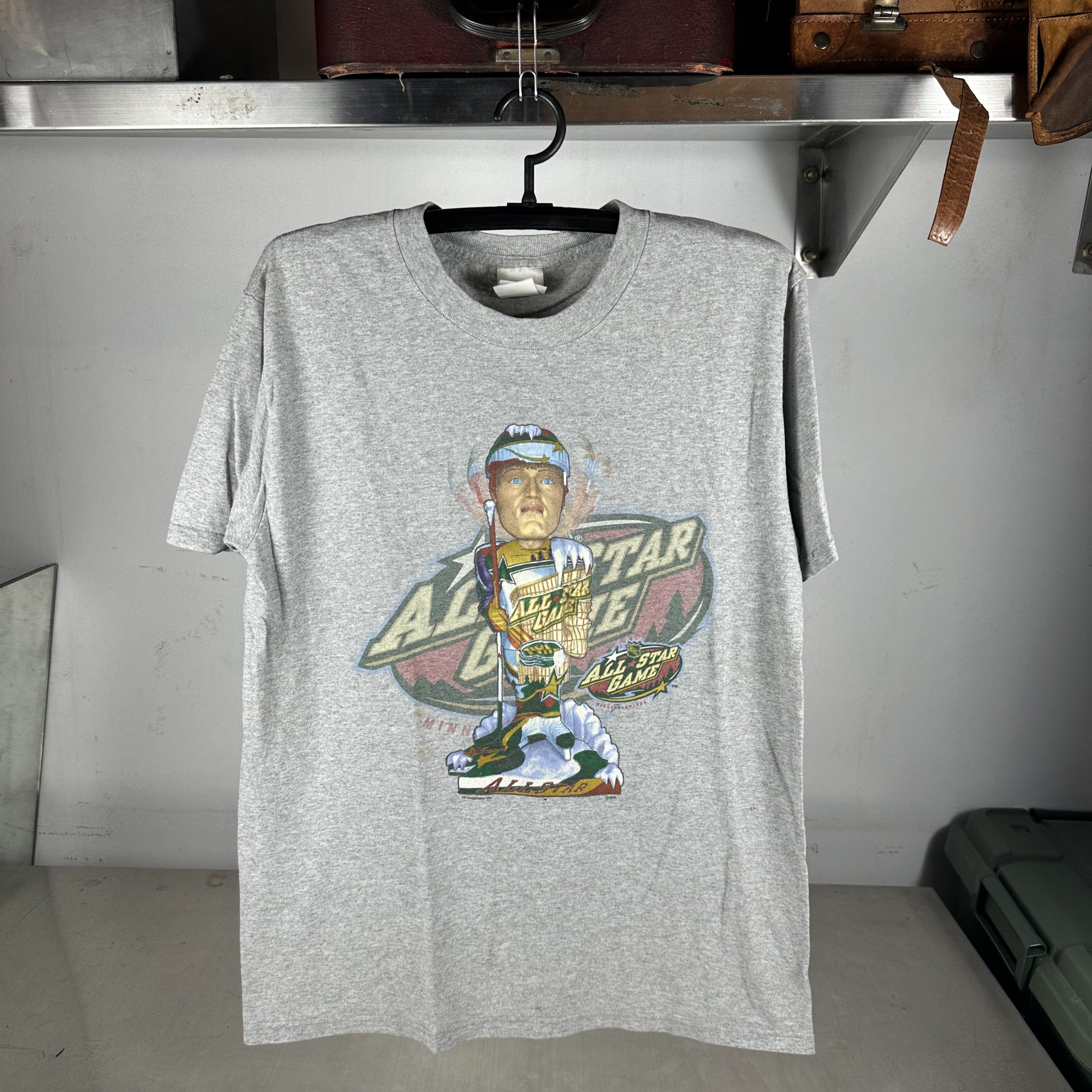 Vintage 2004 NHL Hockey All Star Game Minnesota Promo T-Shirt Size US L / EU 52-54 / 3 - 1 Thumbnail