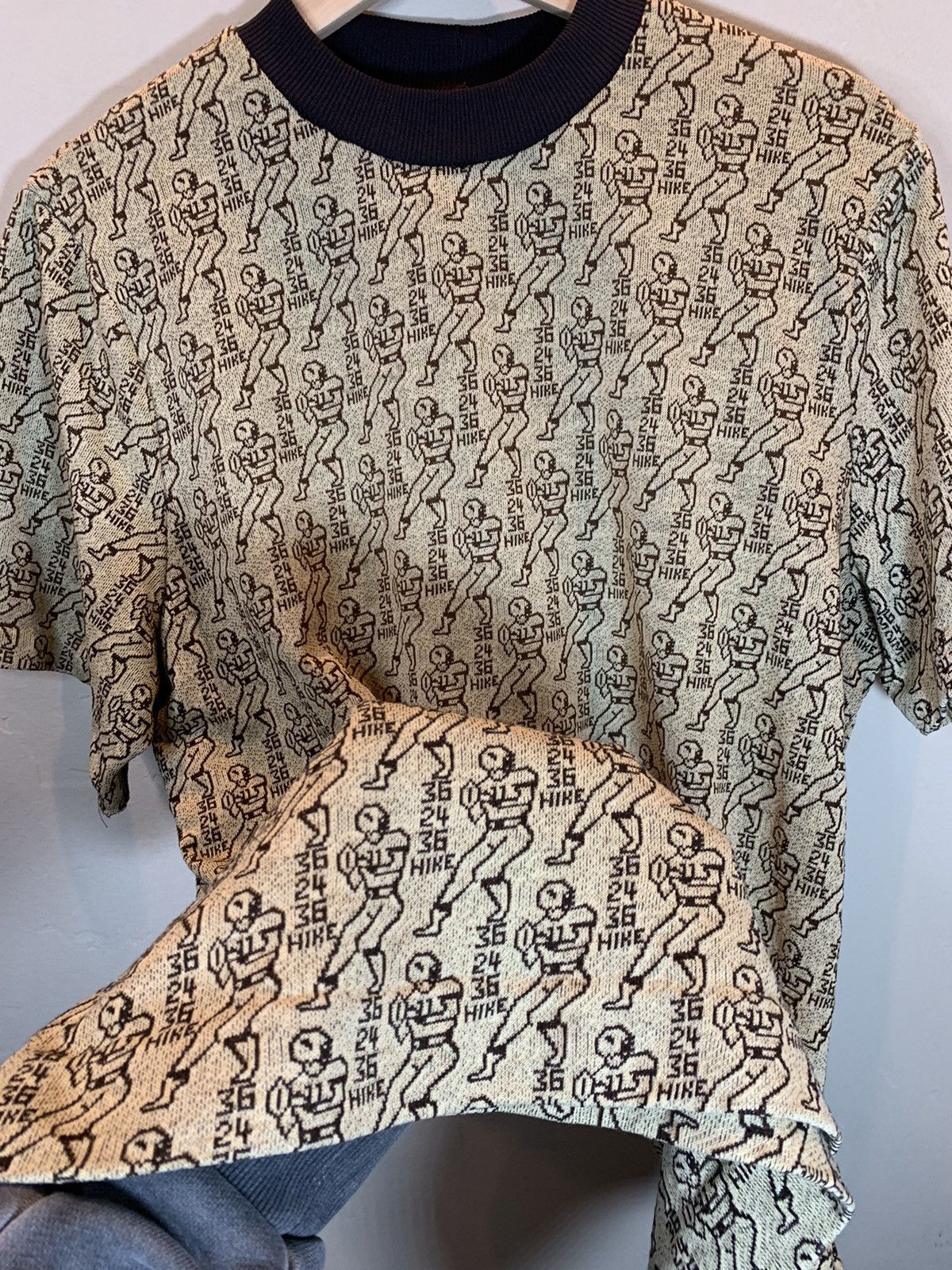 Vintage *RARE* Vintage 60’s Quarterback Knit Single Stitch T-Shirt Size US L / EU 52-54 / 3 - 4 Thumbnail