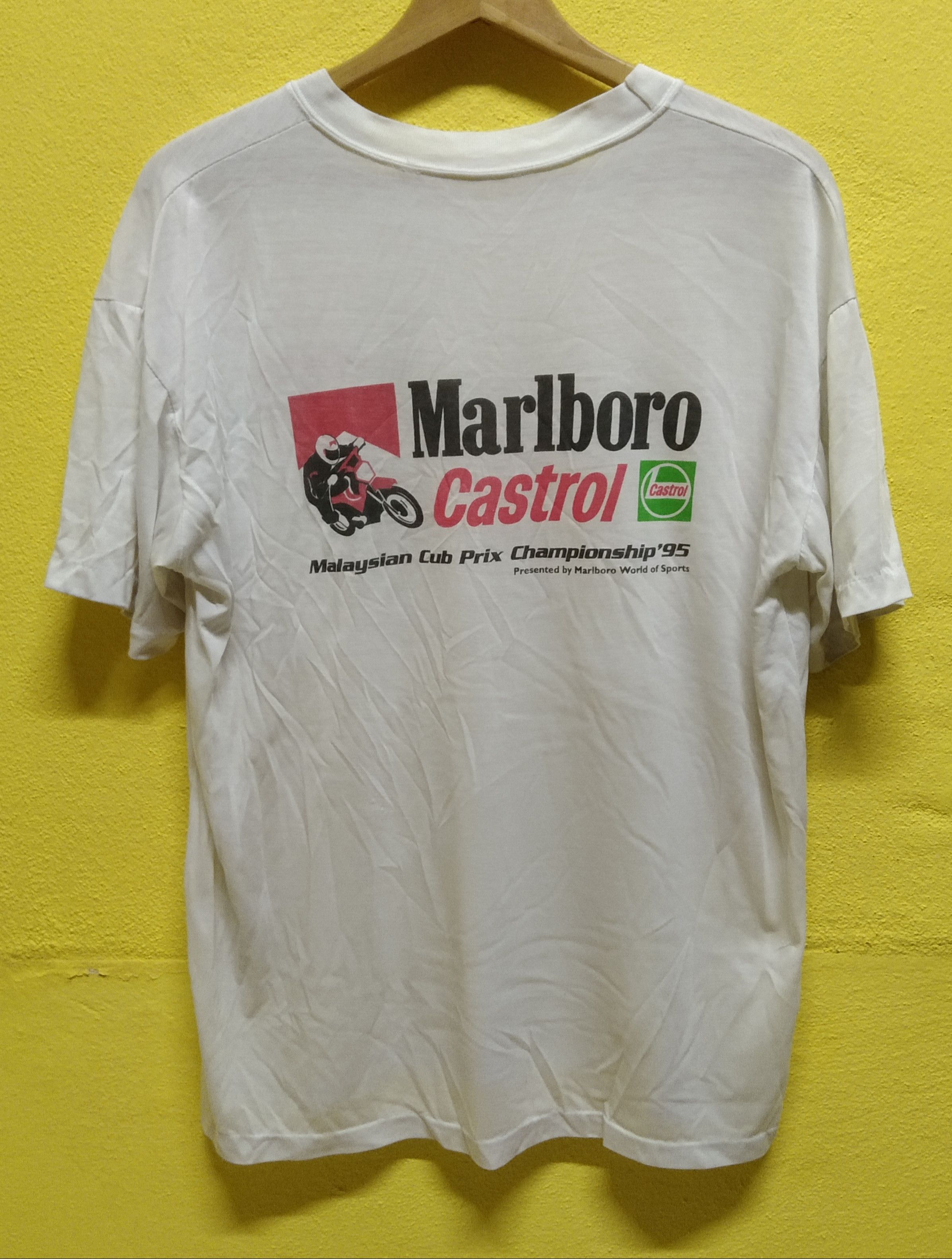 Marlboro Vintage Official Marlboro Castrol Malaysian Cup prix Size US M / EU 48-50 / 2 - 1 Thumbnail