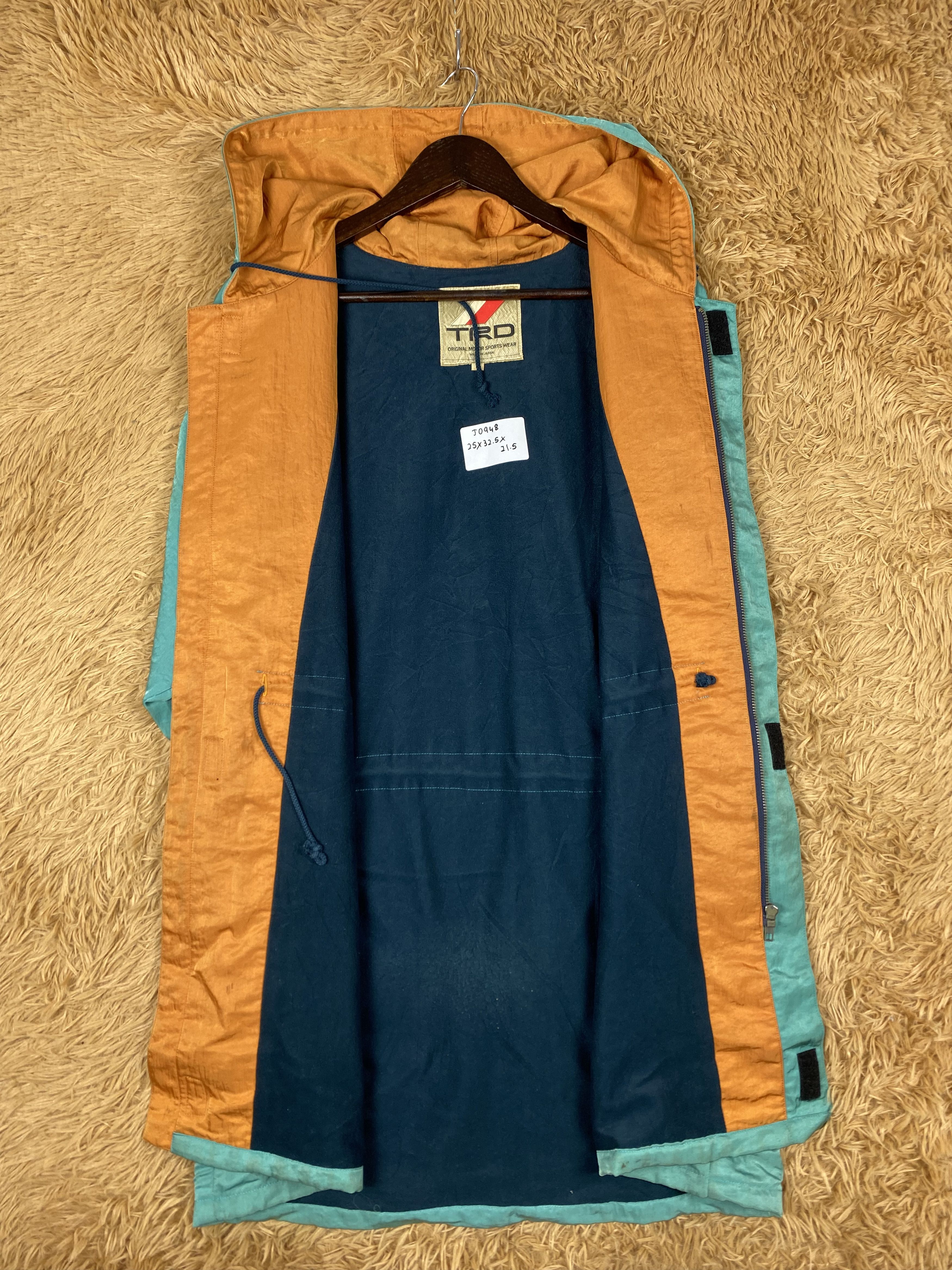 Japanese Brand Vintage Toyota Racing Development TRD Long Jacket DJ0948 Size US L / EU 52-54 / 3 - 6 Thumbnail