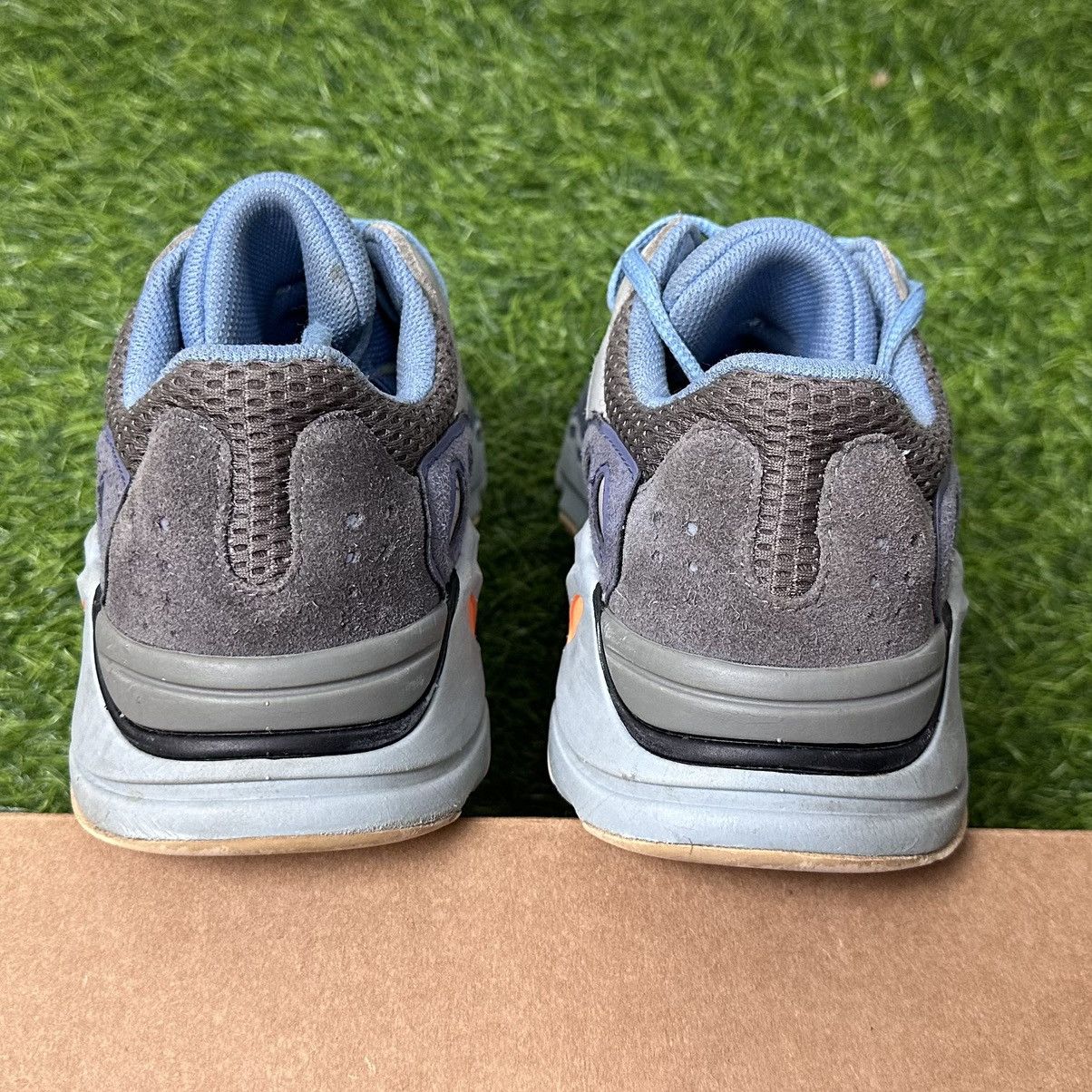 Adidas Adidas Yeezy Boost 700 Carbon Blue Size US 7 / EU 40 - 5 Thumbnail