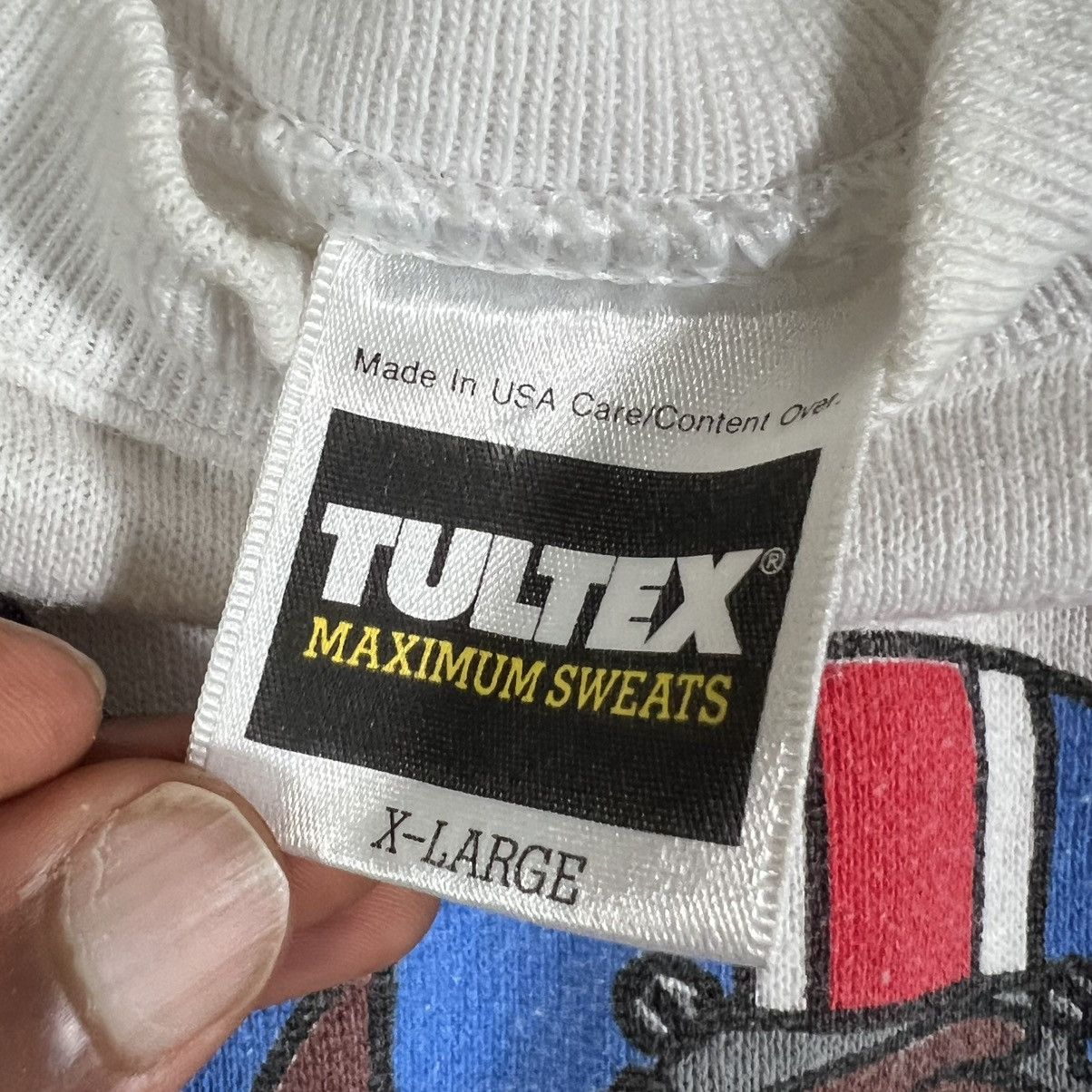 Vintage Vintage 1994 Freeze Taz Looney Tunes Sweatshirt Aop Football Size US M / EU 48-50 / 2 - 9 Thumbnail