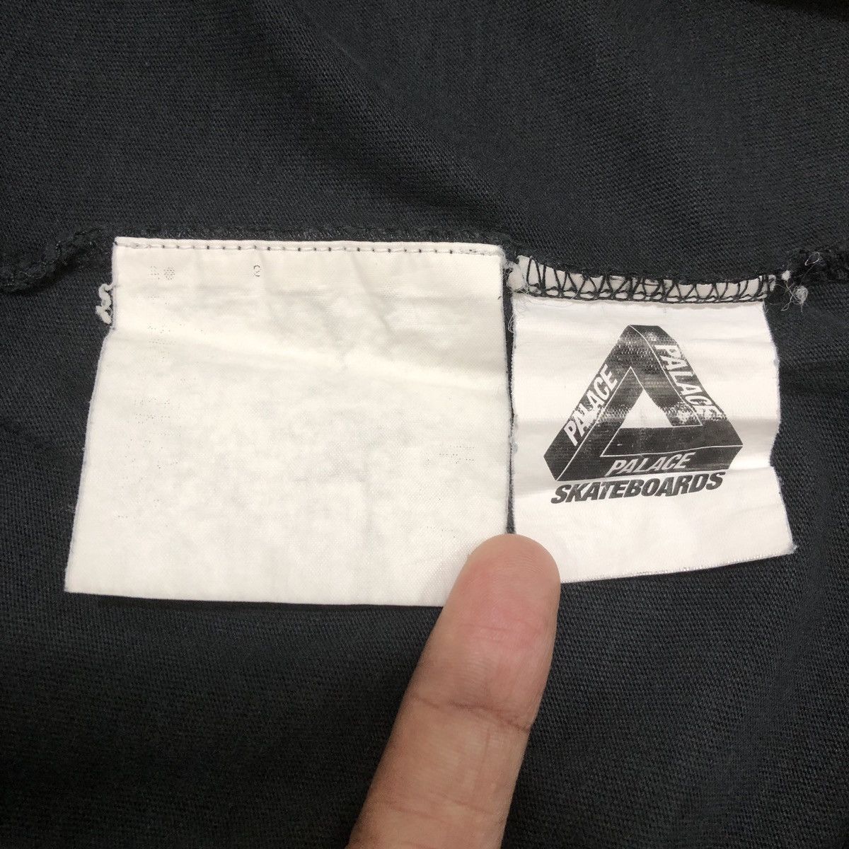 Palace Palace T-Shirt Size US L / EU 52-54 / 3 - 5 Thumbnail