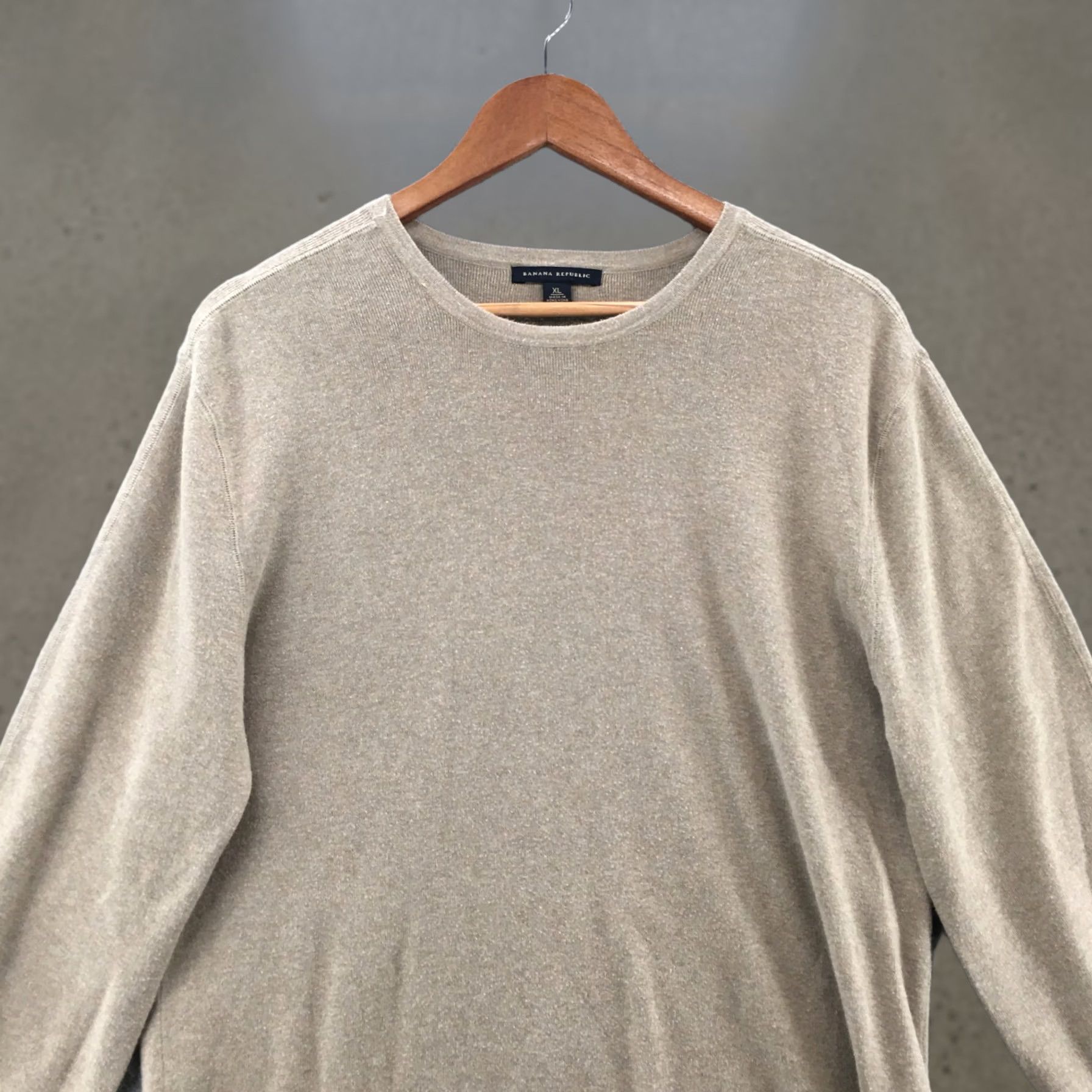 Banana Republic Banana Republic Sweater Womens XL Beige Long Sleeve Pullover Crewneck Knit Size XL / US 12-14 / IT 48-50 - 1 Thumbnail
