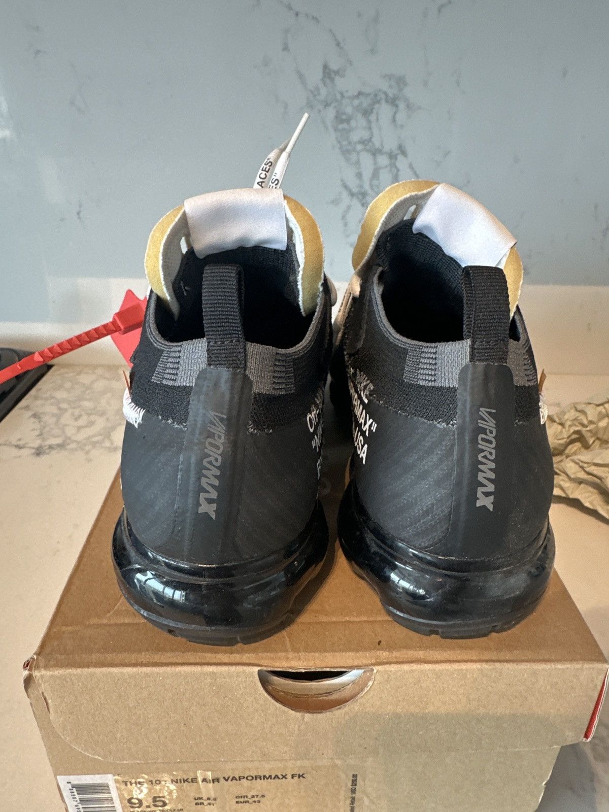 Nike × Off-White The 10: Nike Air Vapormax FK Size US 9.5 / EU 42-43 - 2 Thumbnail