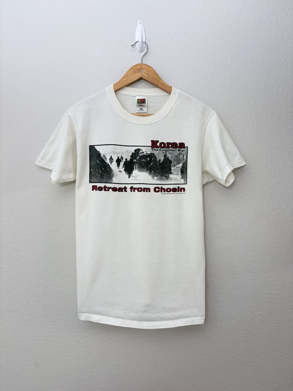 Vintage 00s Korea Retreat from Chosen Vintage World War II Tee Shirt Size US M / EU 48-50 / 2 - 1 Thumbnail