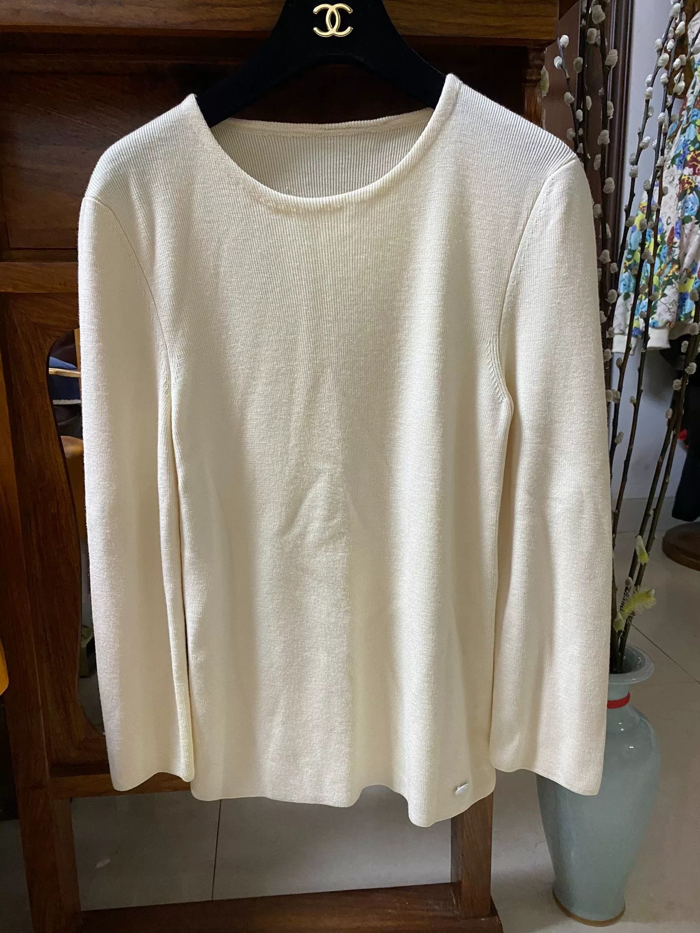 Chanel Chanel Women's White 3/4 Sleeve Top Size S / US 4 / IT 40 - 1 Thumbnail