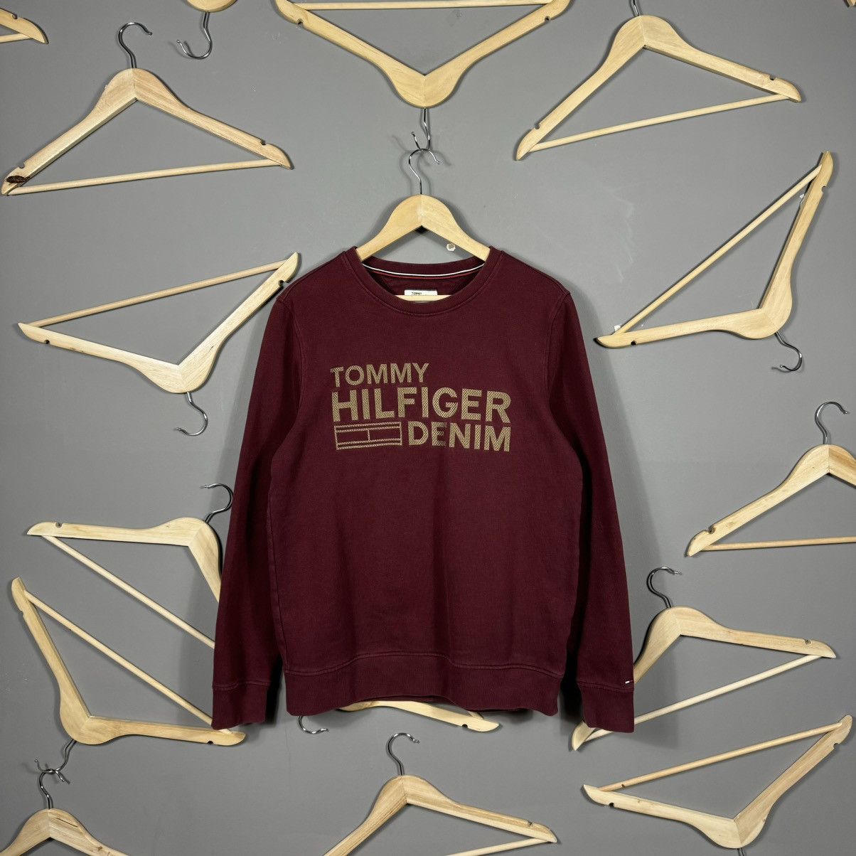 Tommy Hilfiger Tommy Hilfiger Denim Crewneck Sweatshirt Size US L / EU 52-54 / 3 - 1 Thumbnail