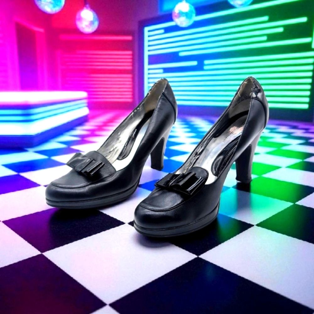 Naturalizer Naturalizer Mischief Sz 10 Bow Toe Black Women's Heels Size US 10 / IT 40 - 1 Thumbnail