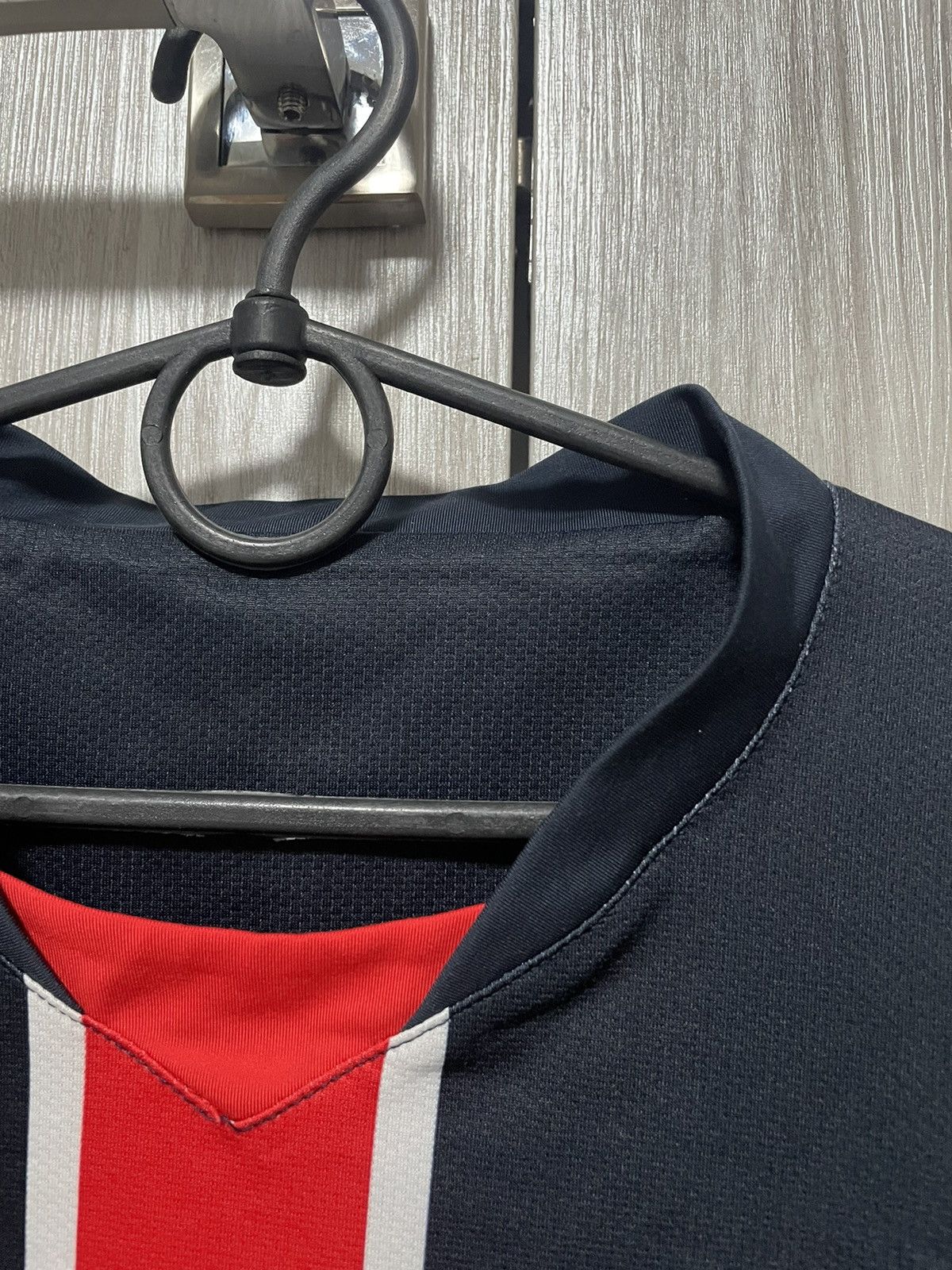 Nike × Vintage Vintage PSG Nike Soccer 2006 2007 Soccer Jersey T Shirt Size US L / EU 52-54 / 3 - 8 Thumbnail
