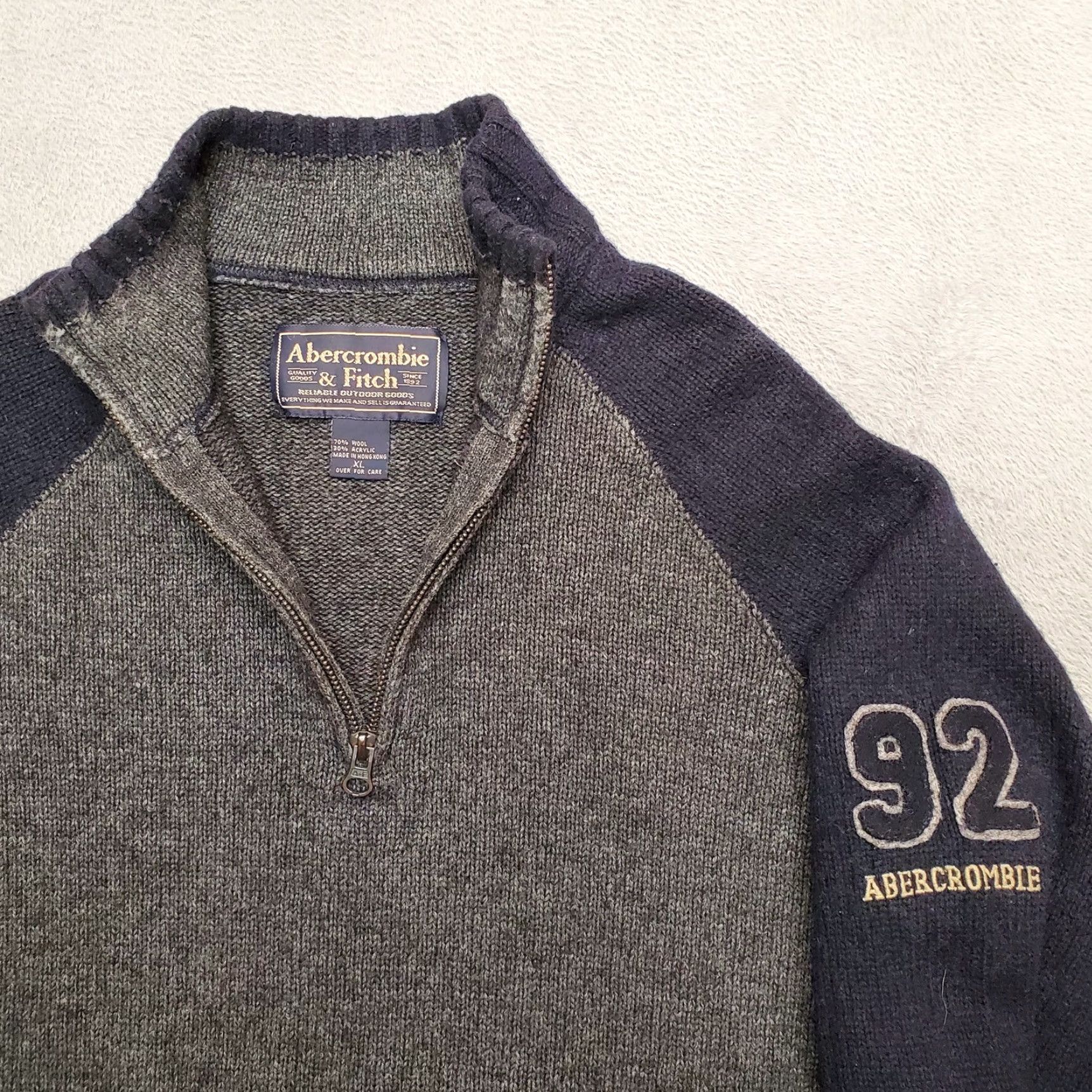 Abercrombie & Fitch VINTAGE Abercrombie Fitch Sweater Men XL Gray Wool Blend 1/4 Zip Casual 92 Patch Size US XL / EU 56 / 4 - 3 Thumbnail