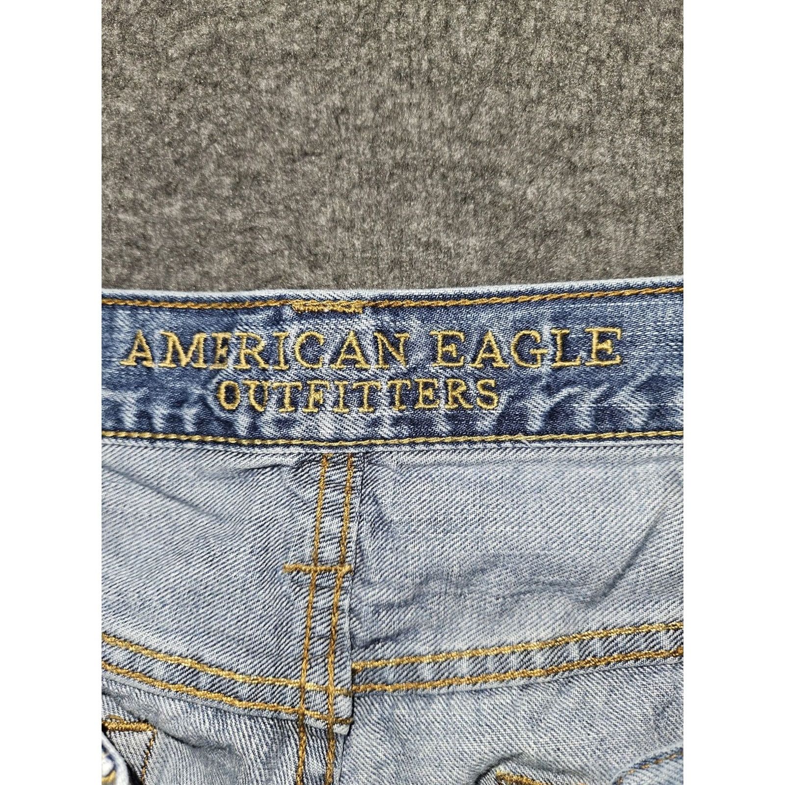 American Eagle Outfitters American Eagle Outfitters Relaxed Straight Jeans Mens 32x34 Light Wash Denim Blue 5-Pocket Size US 32 / EU 48 - 2 Thumbnail