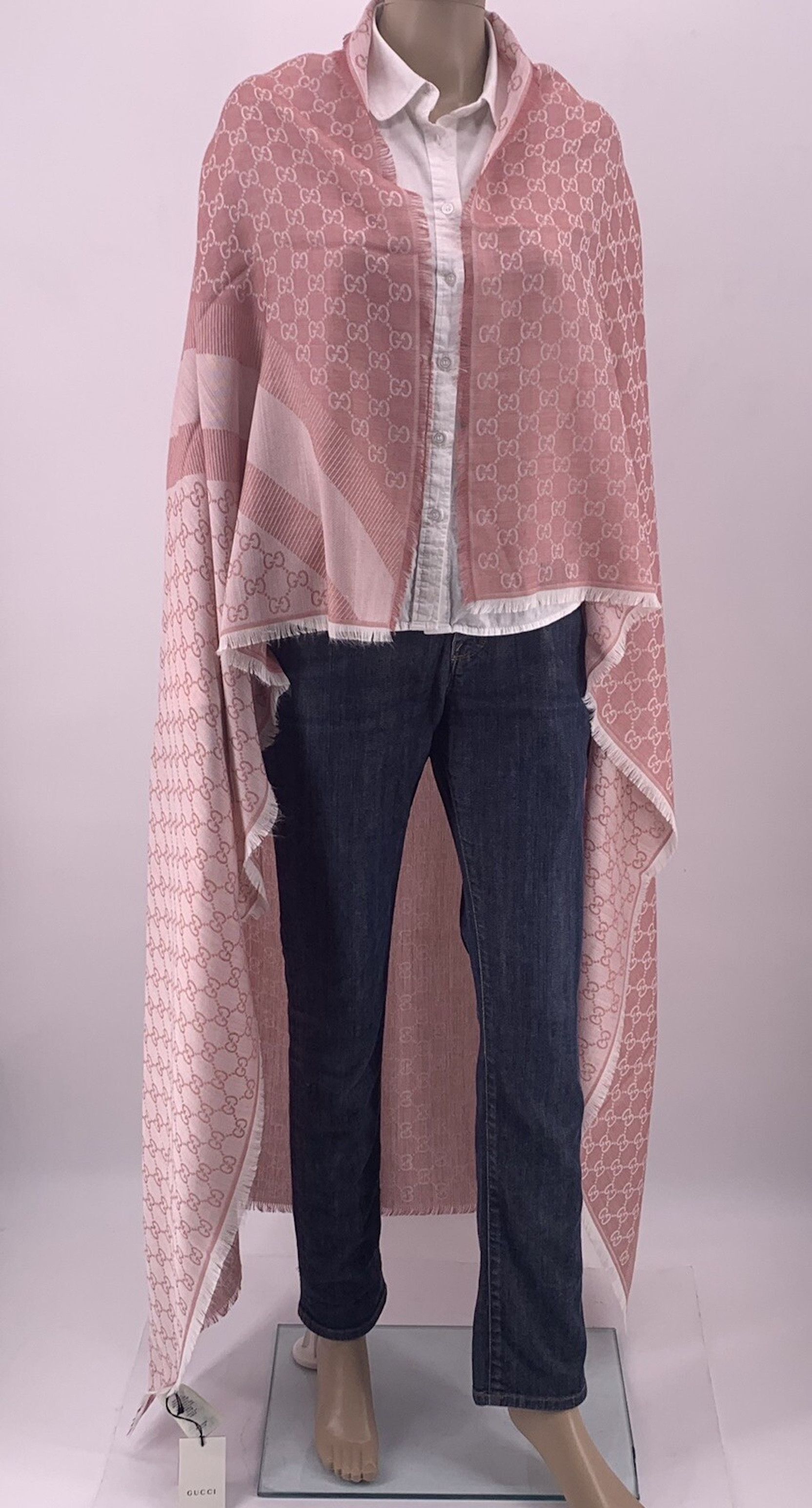 Gucci Size-140x140cm New Gucci Scarves Size ONE SIZE - 5 Thumbnail