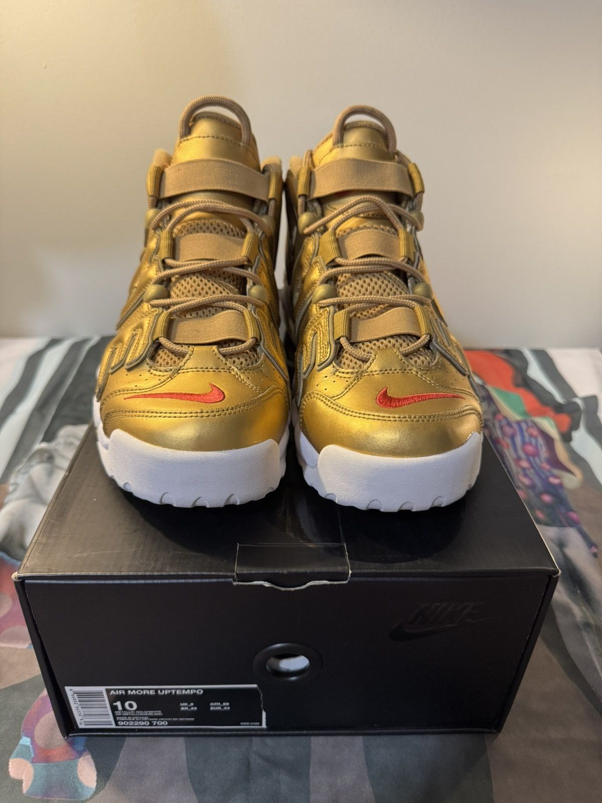 Nike SUPREME UPTEMPO Gold Size US 10 / EU 43 - 1 Thumbnail