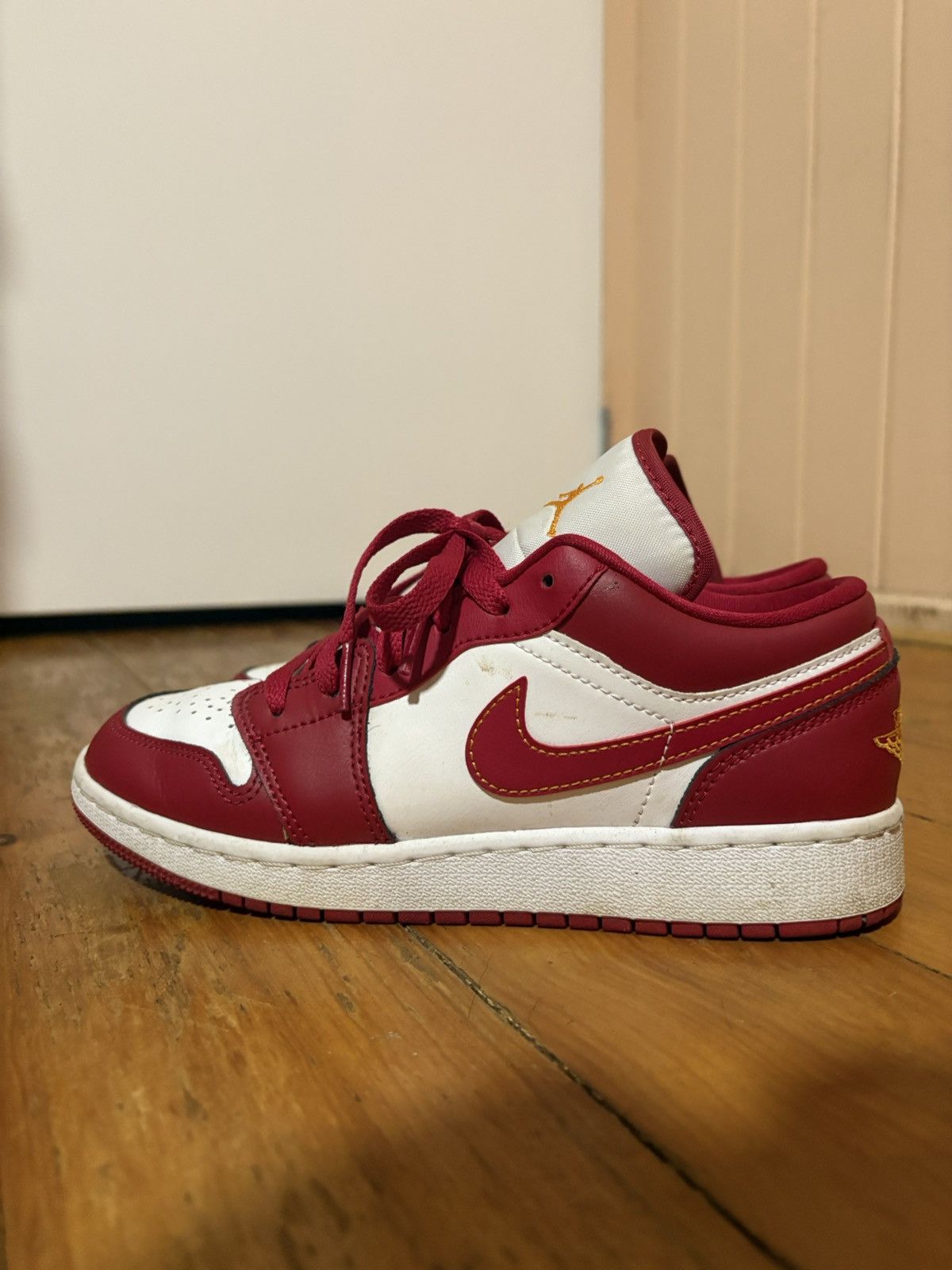 Nike Nike Air Jordan red white sneakers Size US 7 / IT 37 - 5 Thumbnail