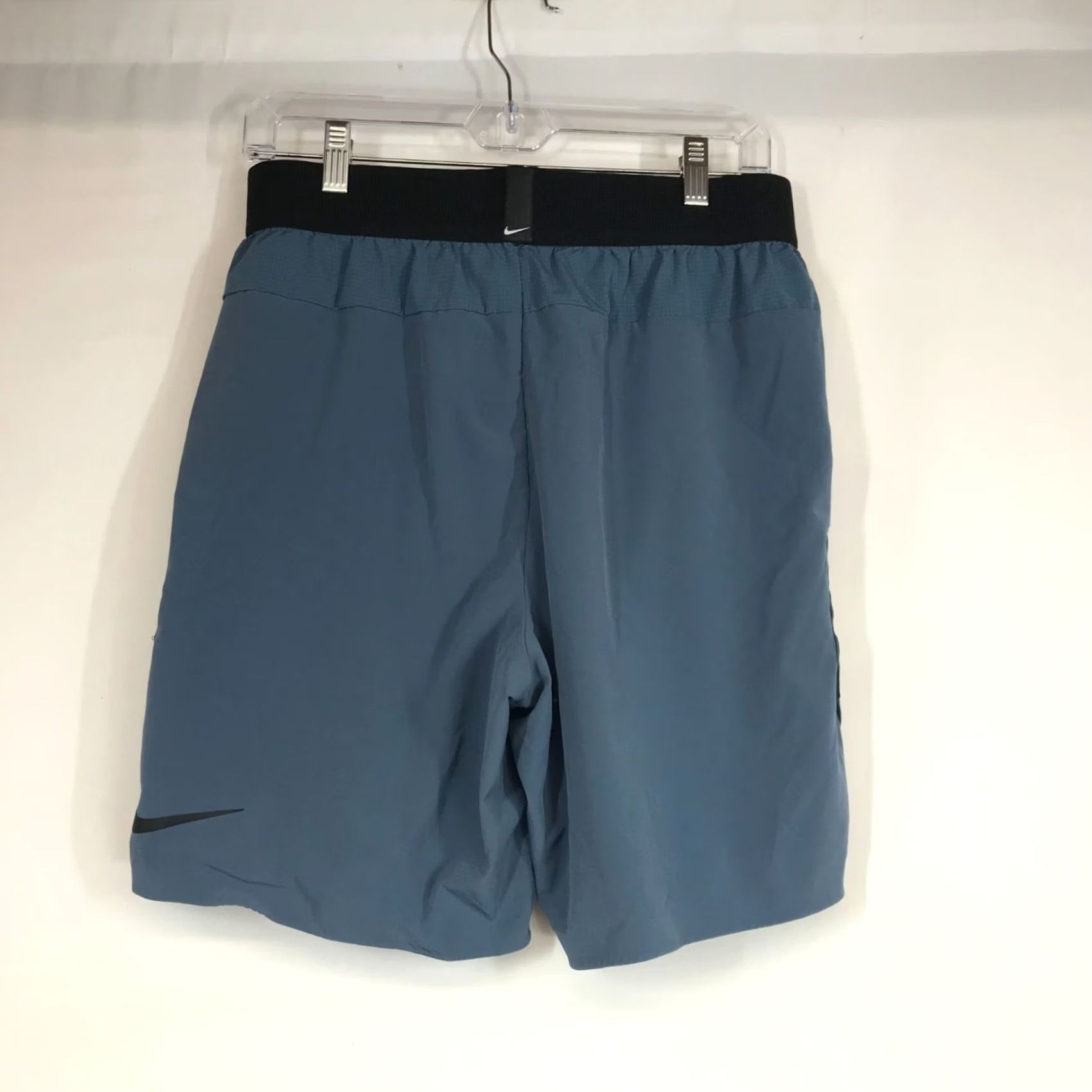 Nike NIKE MEN'S M BLUE POLYESTER BLEND SHORTS AJ8150-418 Short Athletic Activewear Size M Mens Size US 31 - 4 Thumbnail