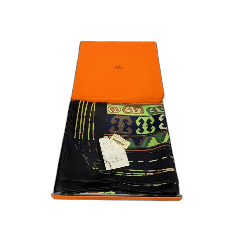 Hermes Hermes Silk Scarf 90x90 Brand New-2506 Size ONE SIZE - 1 Thumbnail