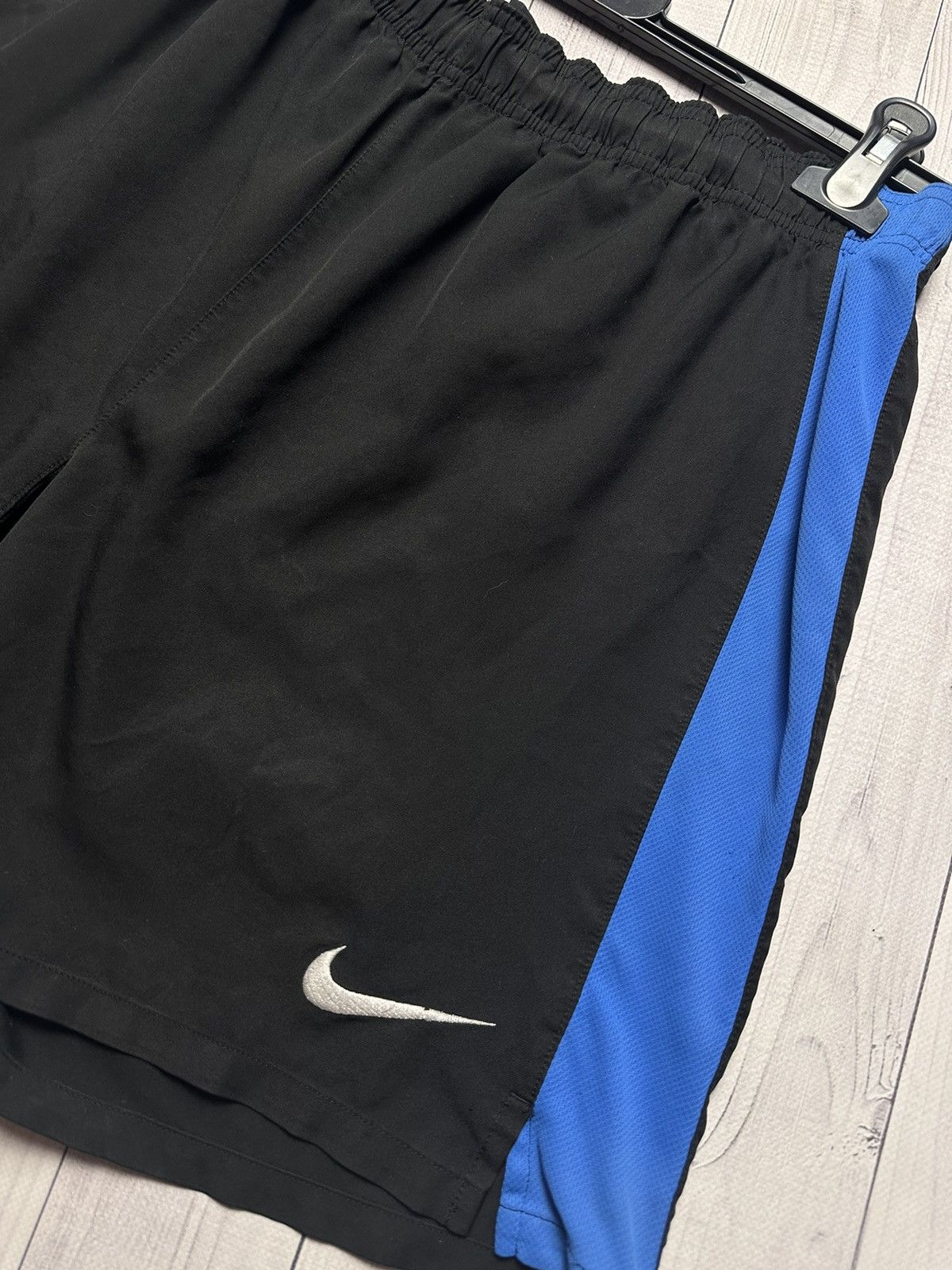 Nike × Vintage Vintage Nike Manchester United soccer shorts size M black Size US 36 / EU 52 - 4 Thumbnail