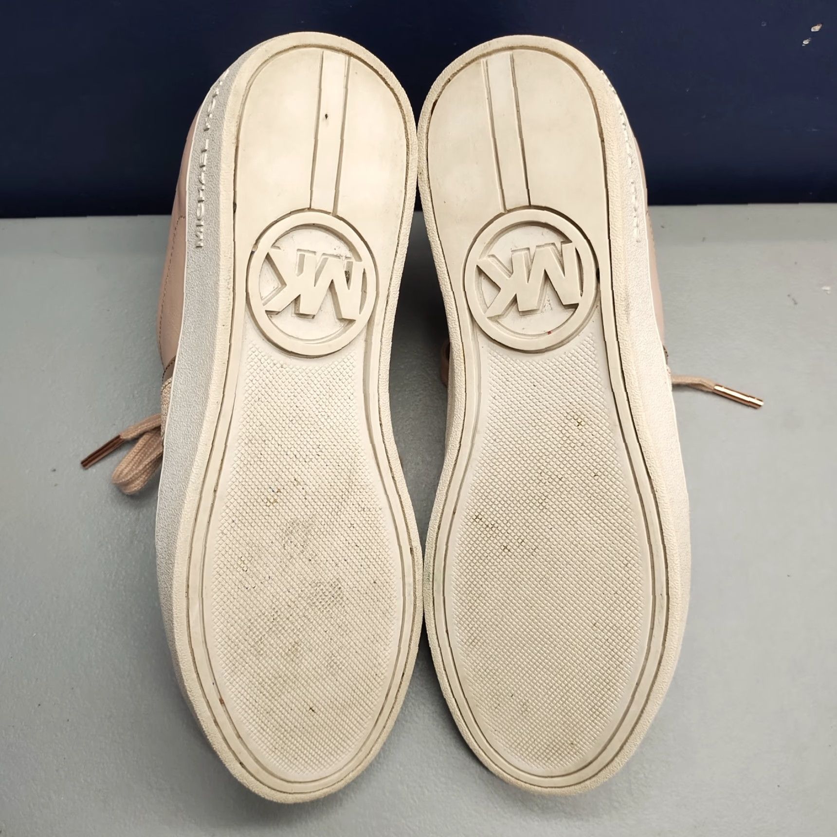 Michael Kors Michael Kors Womens Size 6M Pink White Leather Cap Toe Lace Up Casual Sneakers Size ONE SIZE - 4 Thumbnail