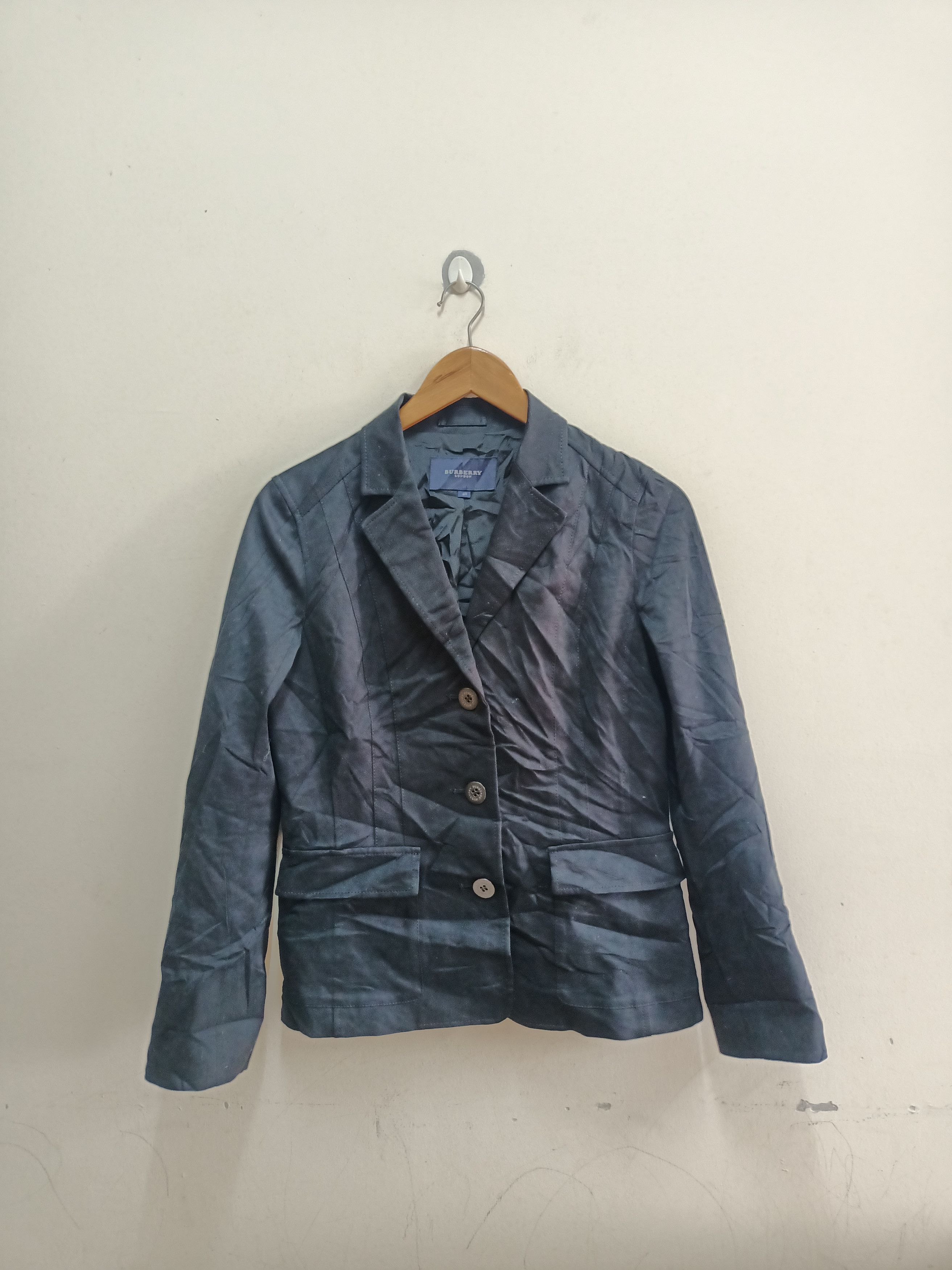Burberry Burberry London coat jackets Size M / US 6-8 / IT 42-44 - 1 Thumbnail
