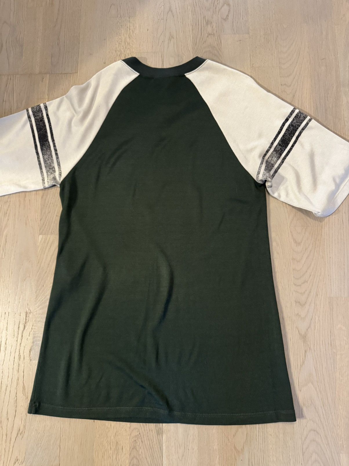 Saint Laurent Paris SAINT LAURENT tshirt sizes shown in photos by tape measure Size US S / EU 44-46 / 1 - 15 Thumbnail
