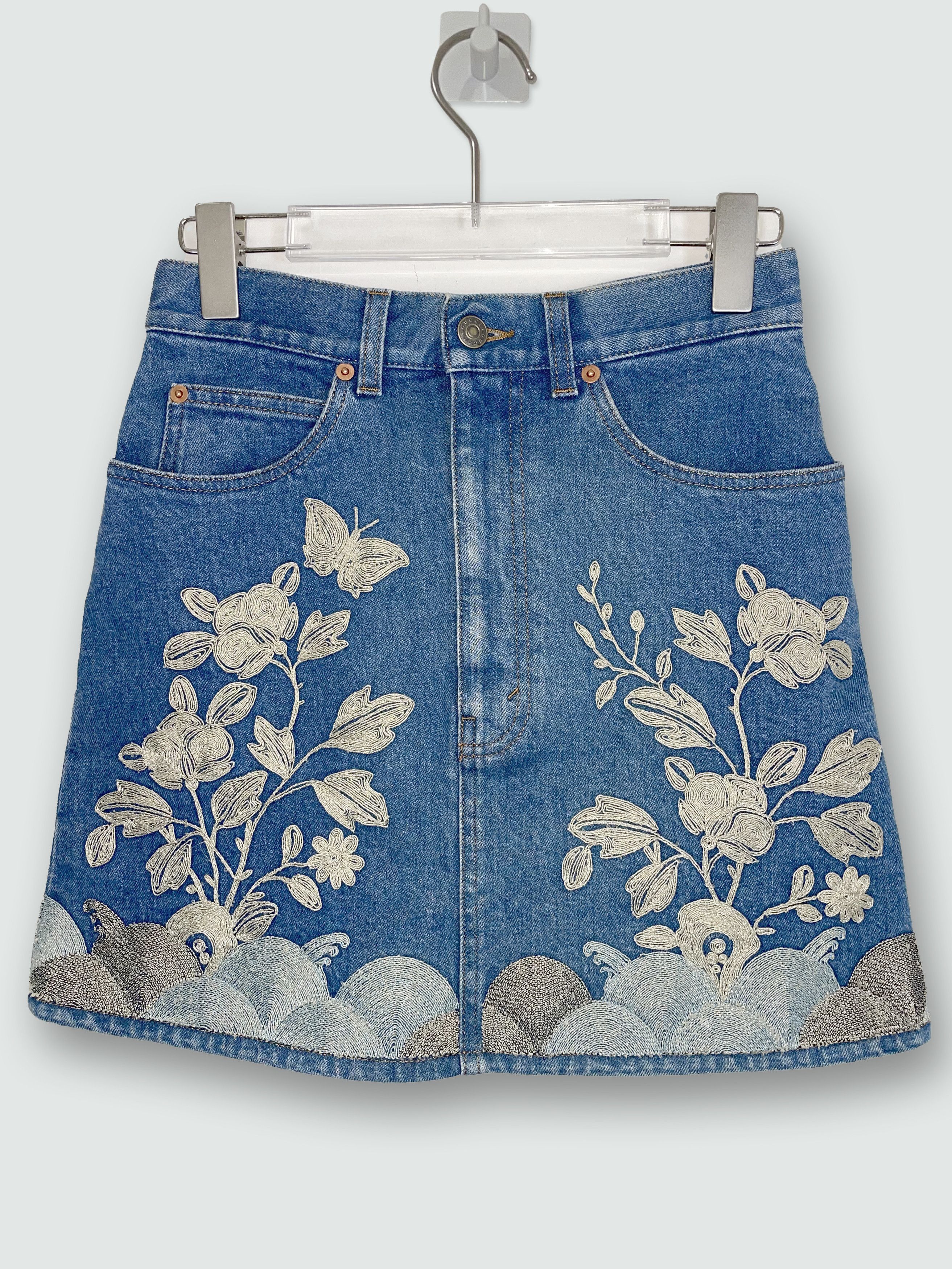 Gucci Embroidered Floral Butterfly Denim Skirt | IT38 UK6 XSmall Size 26" / US 2 / IT 38 - 1 Thumbnail