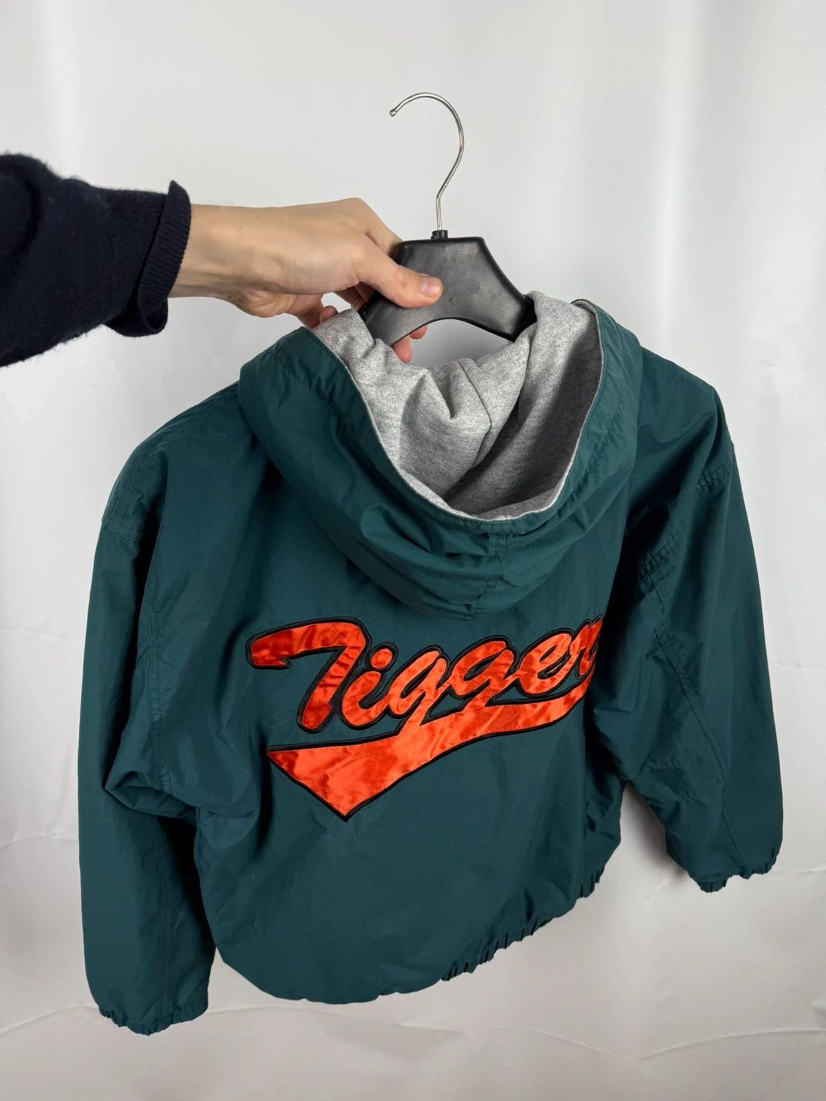 Disney Tiger Mickey Inc. Vintage Bomber Jacket 90s size S Size US S / EU 44-46 / 1 - 11 Thumbnail