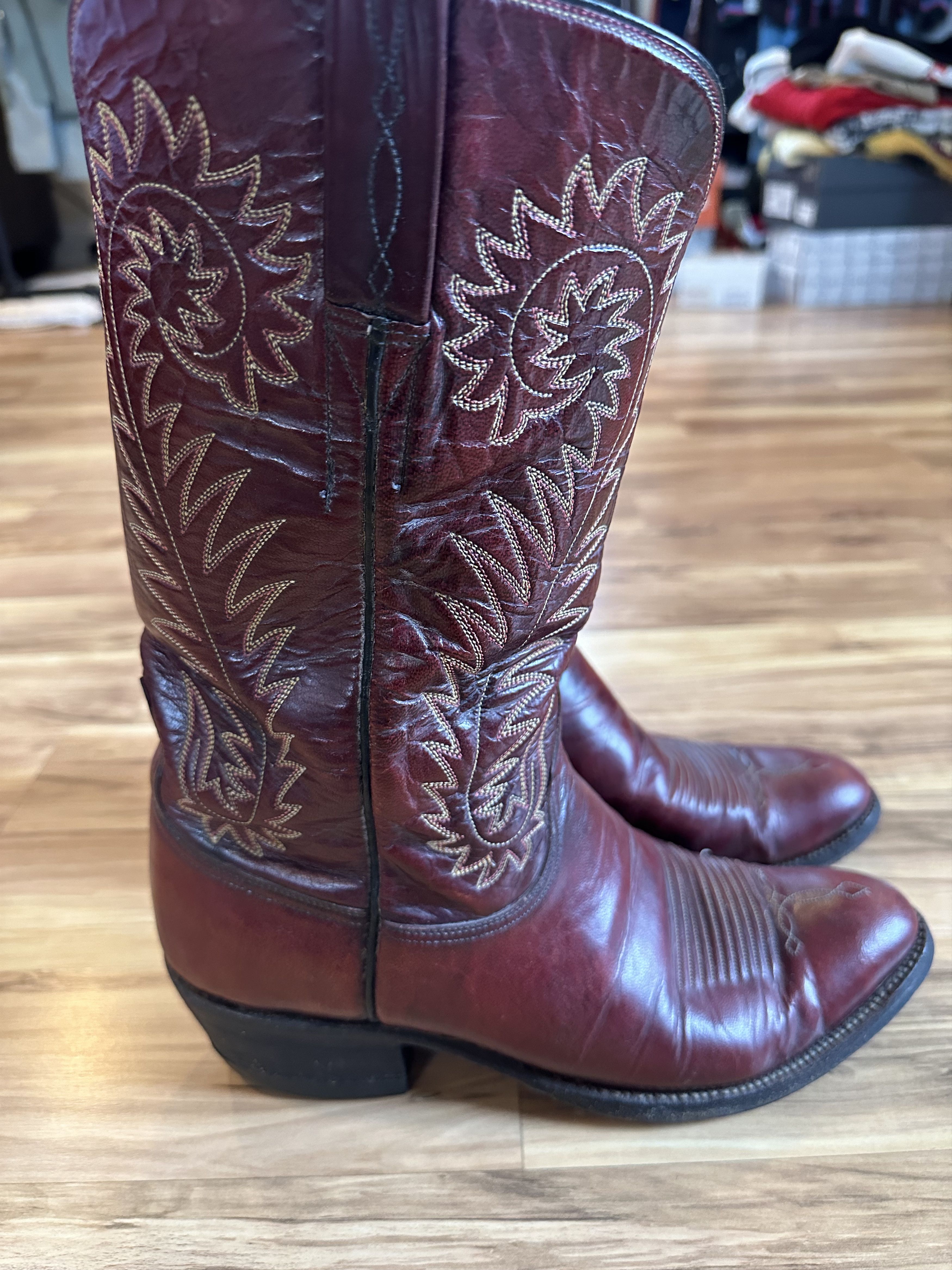 Vintage Vintage Cherry Red Cowboy Boots Size US 8.5 / EU 41-42 - 2 Thumbnail
