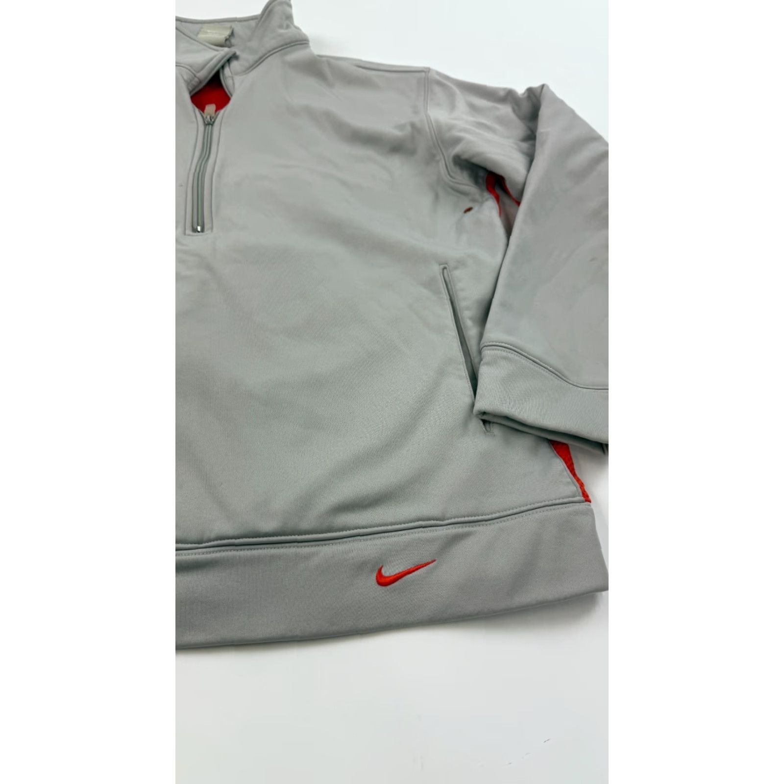 Nike VINTAGE Nike Track Jacket Mens Medium Gray 1/4 Zip Pullover Short Sleeve? Wait. Size US M / EU 48-50 / 2 - 3 Thumbnail
