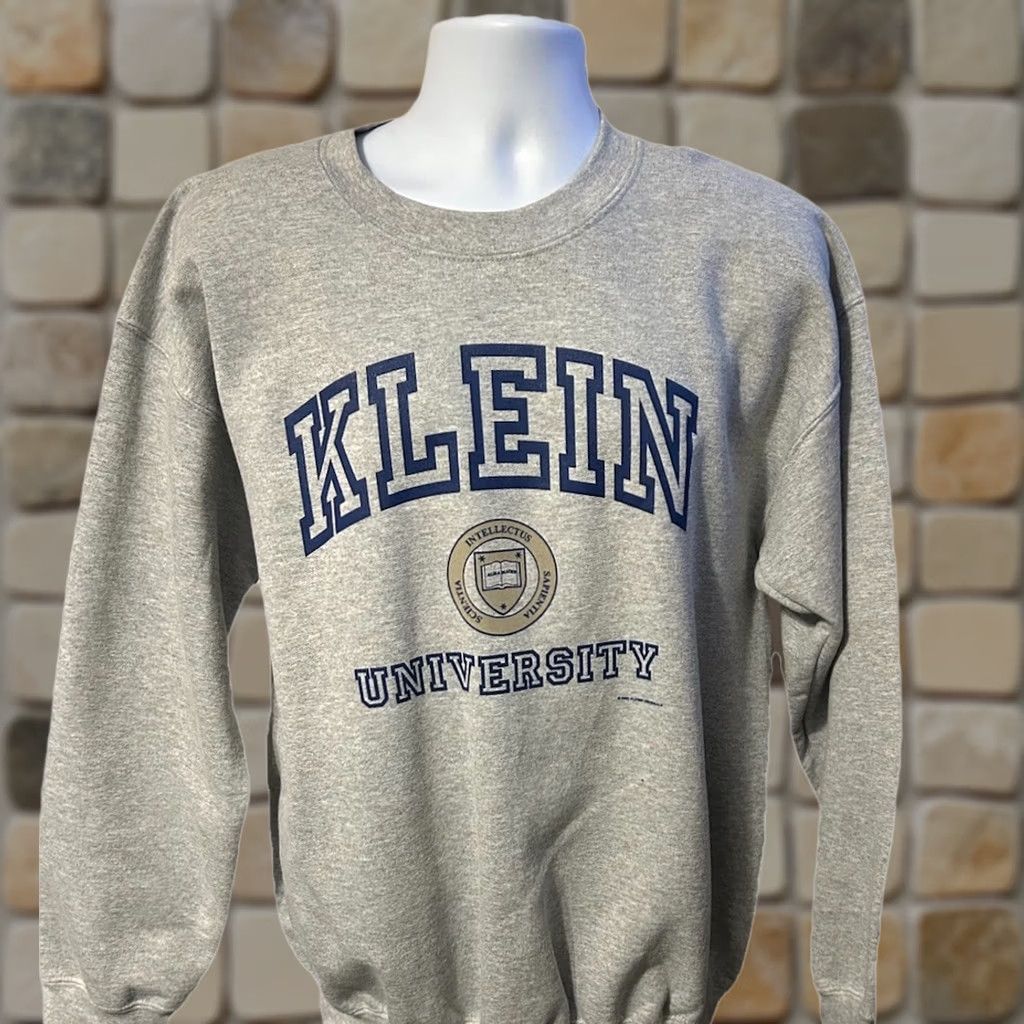 Gildan VINTAGE Gildan Sweatshirt University Klein Pullover Gray Adult Large Crew Neck Long Sleeve Graphic Print NWT Dead Stock 2002 Unisex Mens Womens Size US L / EU 52-54 / 3 - 1 Thumbnail