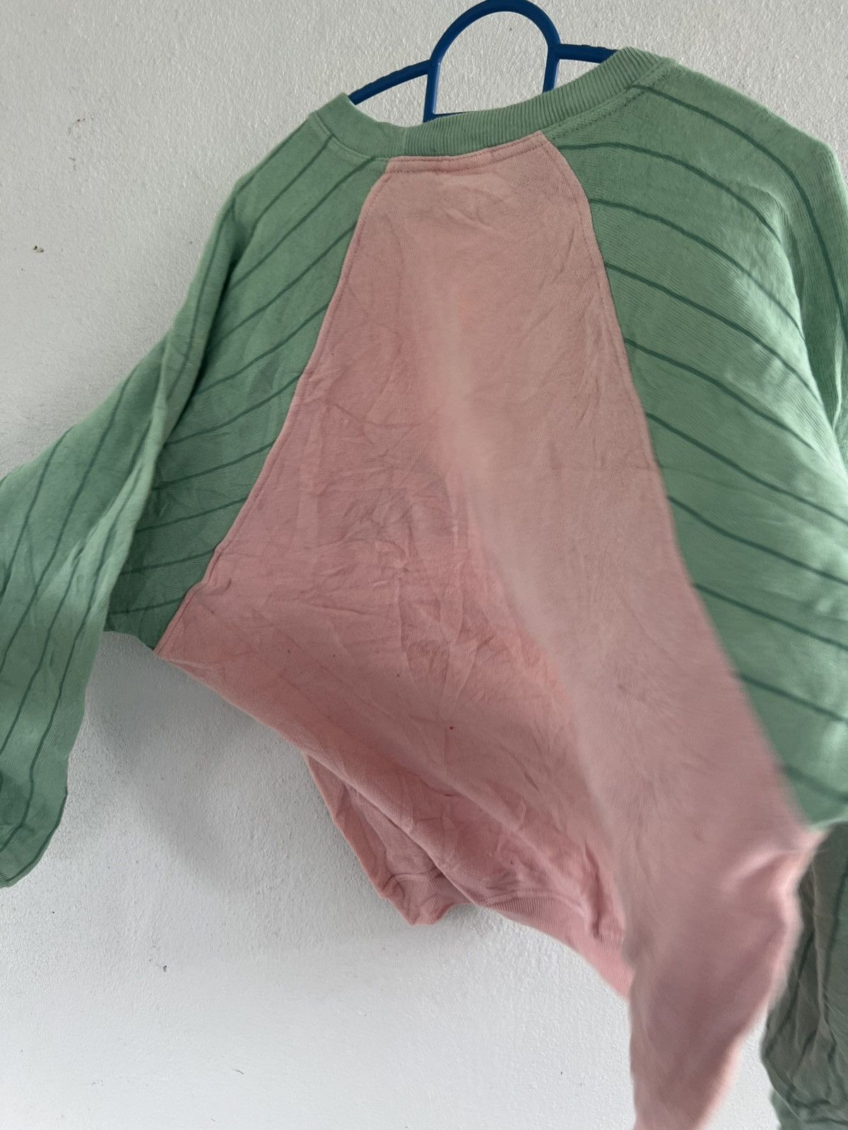 Vintage Sweatshirt Design by Benetton Size US L / EU 52-54 / 3 - 6 Thumbnail