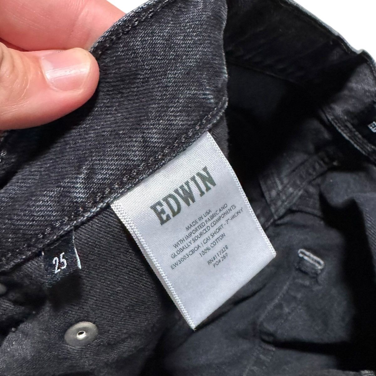 Edwin Edwin Cai Short Black 6” Inseam Cut Off Shorts Women’s 27” Size 27" / US 4 / IT 40 - 5 Thumbnail