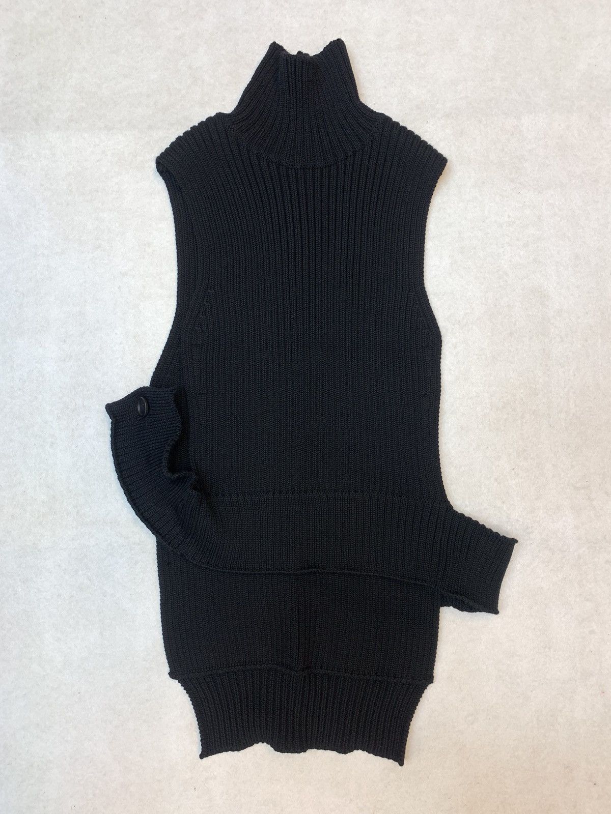 Yohji Yamamoto Yohji Yamamoto Regulation Asymmetrical High Neck Knit Top Size US M / EU 48-50 / 2 - 1 Thumbnail