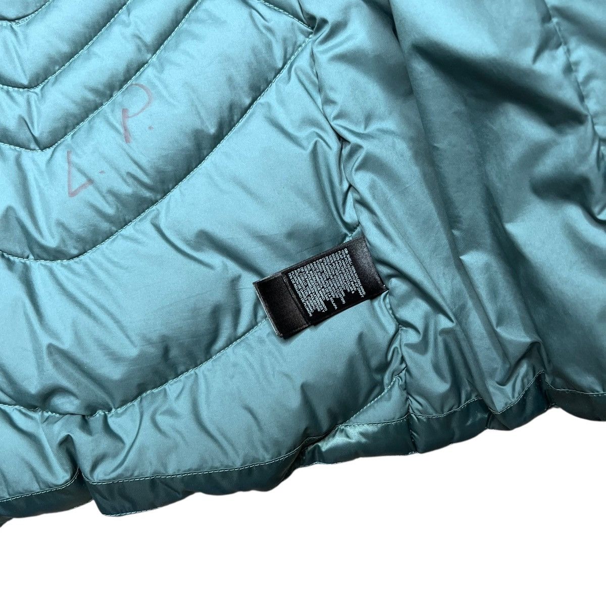 The North Face The North Face 550 Quilted Goose Down Zip Up Puffer Jacket Size S / US 4 / IT 40 - 5 Thumbnail