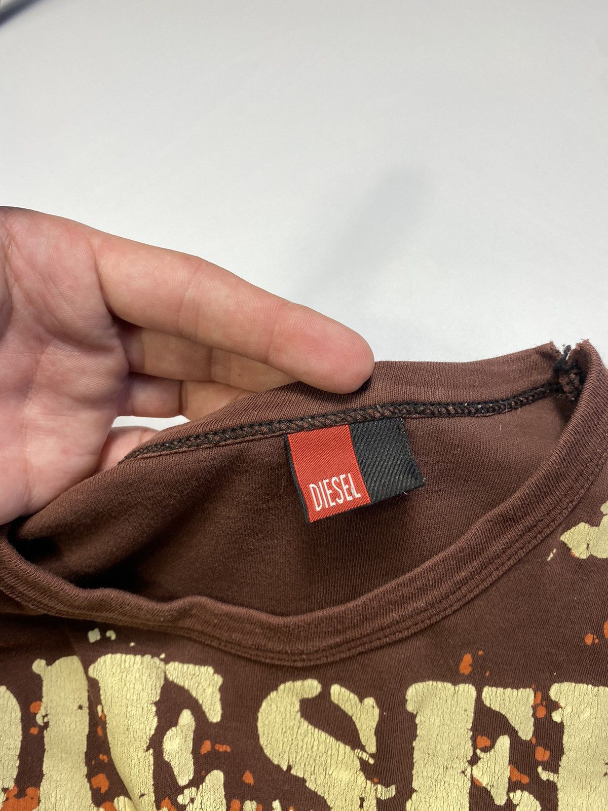 Diesel × Vintage Diesel Big Logo Print Brown Hype T-Shirt Y2K Vintage Size US S / EU 44-46 / 1 - 9 Thumbnail