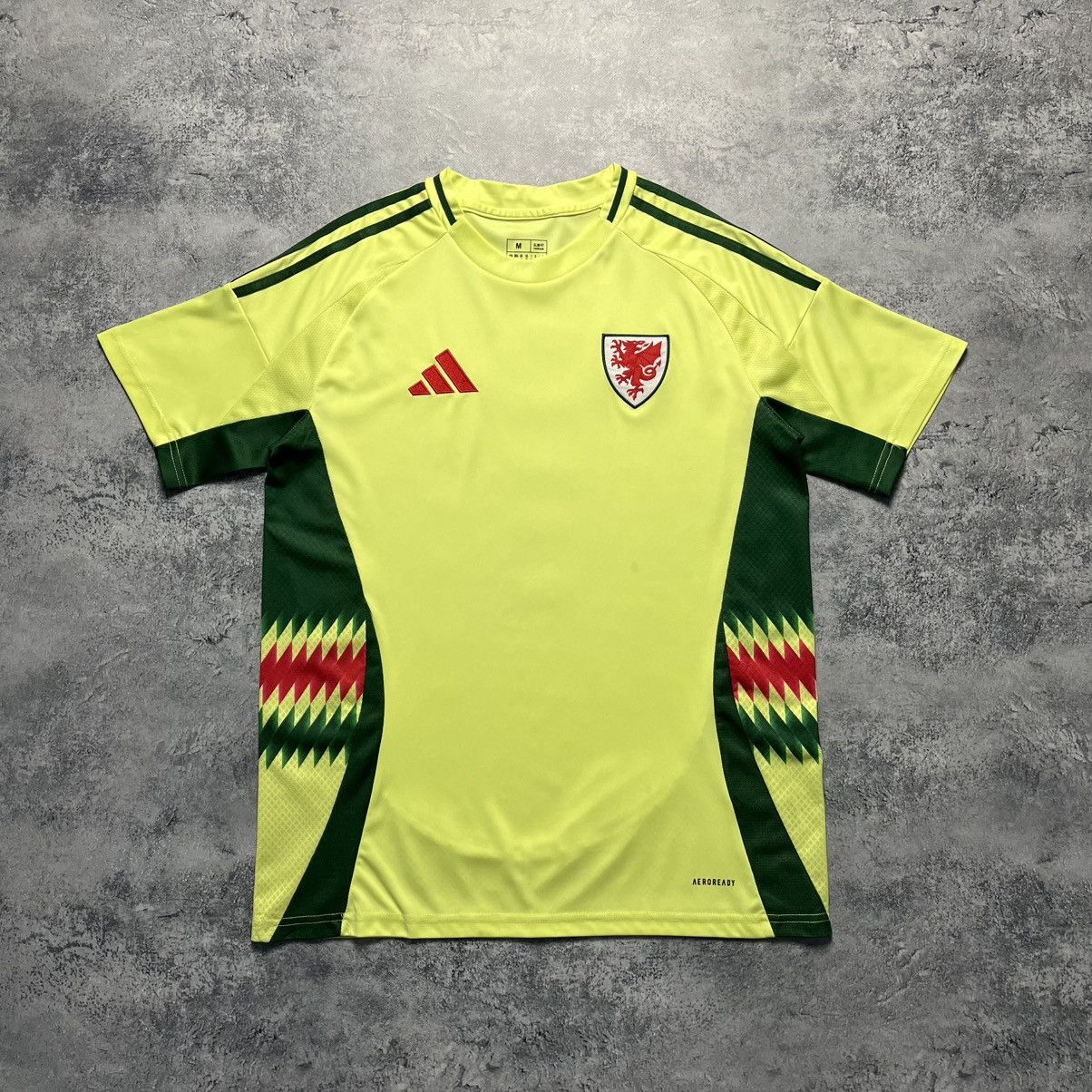Adidas Adidas Wales 2024/2025 Home Soccer Jersey Football Blokecore Size US M / EU 48-50 / 2 - 1 Thumbnail