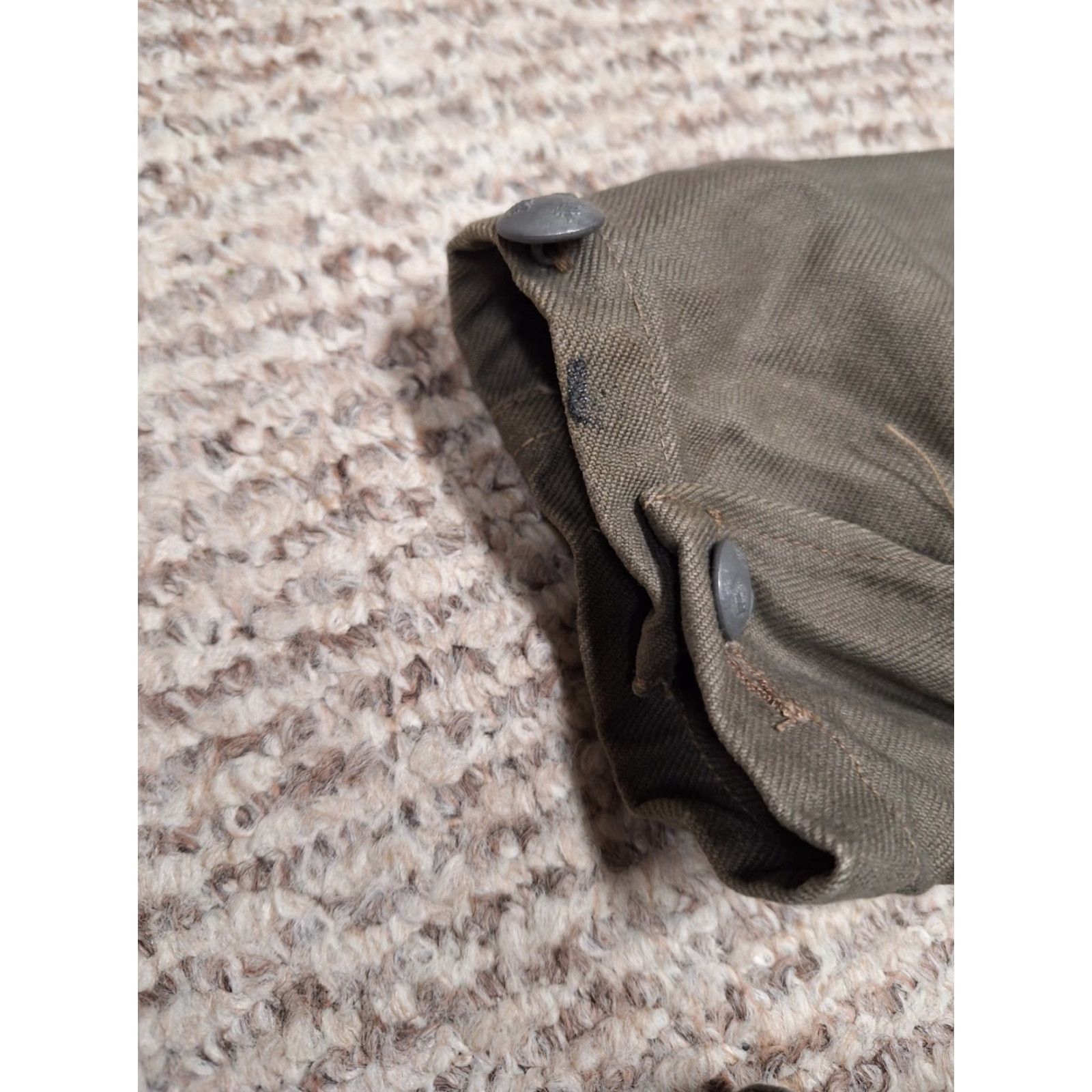 Vintage VINTAGE Three Crown 1940s Swedish Military Coat Shirt Army Jacket M/L Coat Military Jacket Men M/L Solid Size US M / EU 48-50 / 2 - 6 Thumbnail